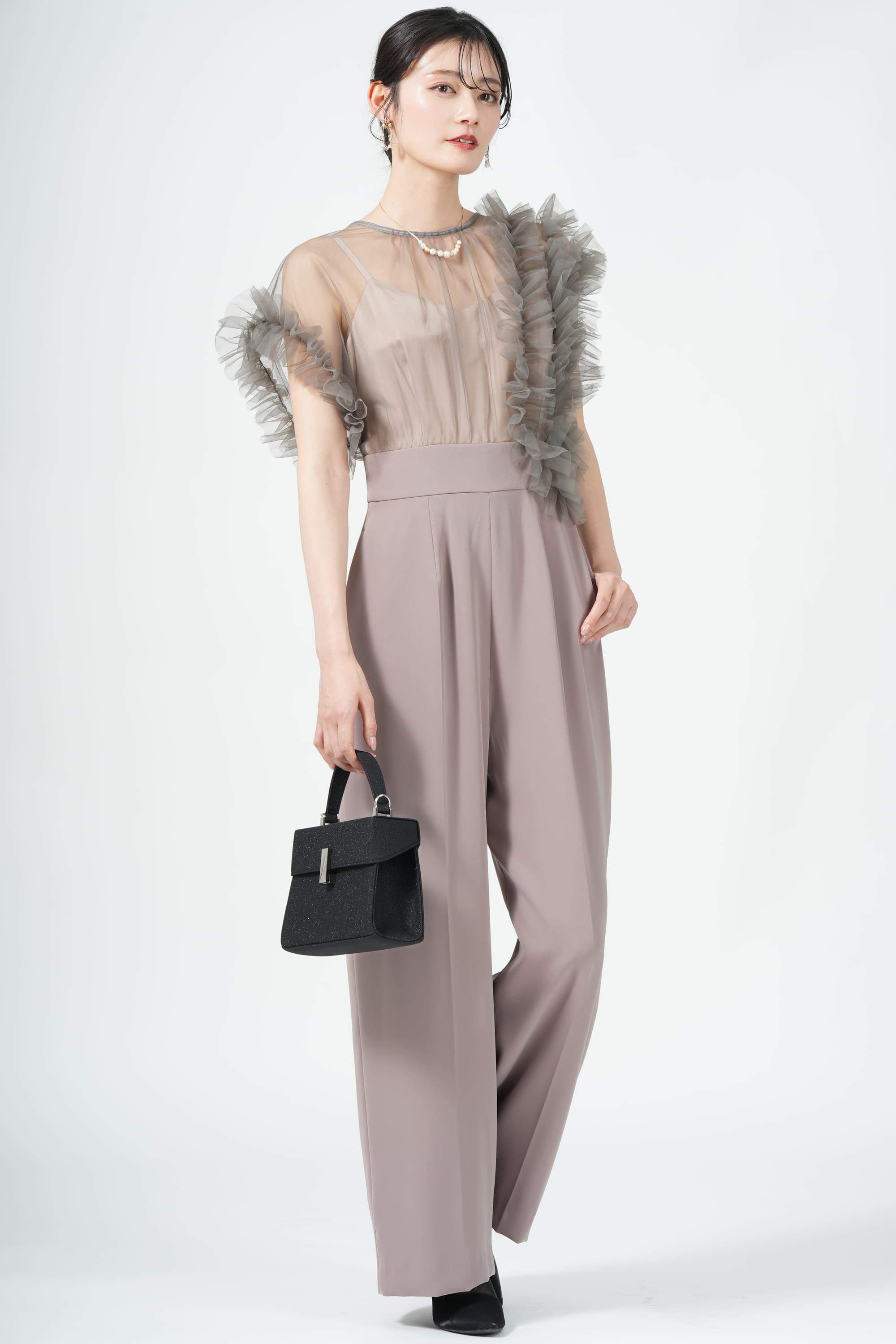 アシメチュール袖ピンクパンツドレス