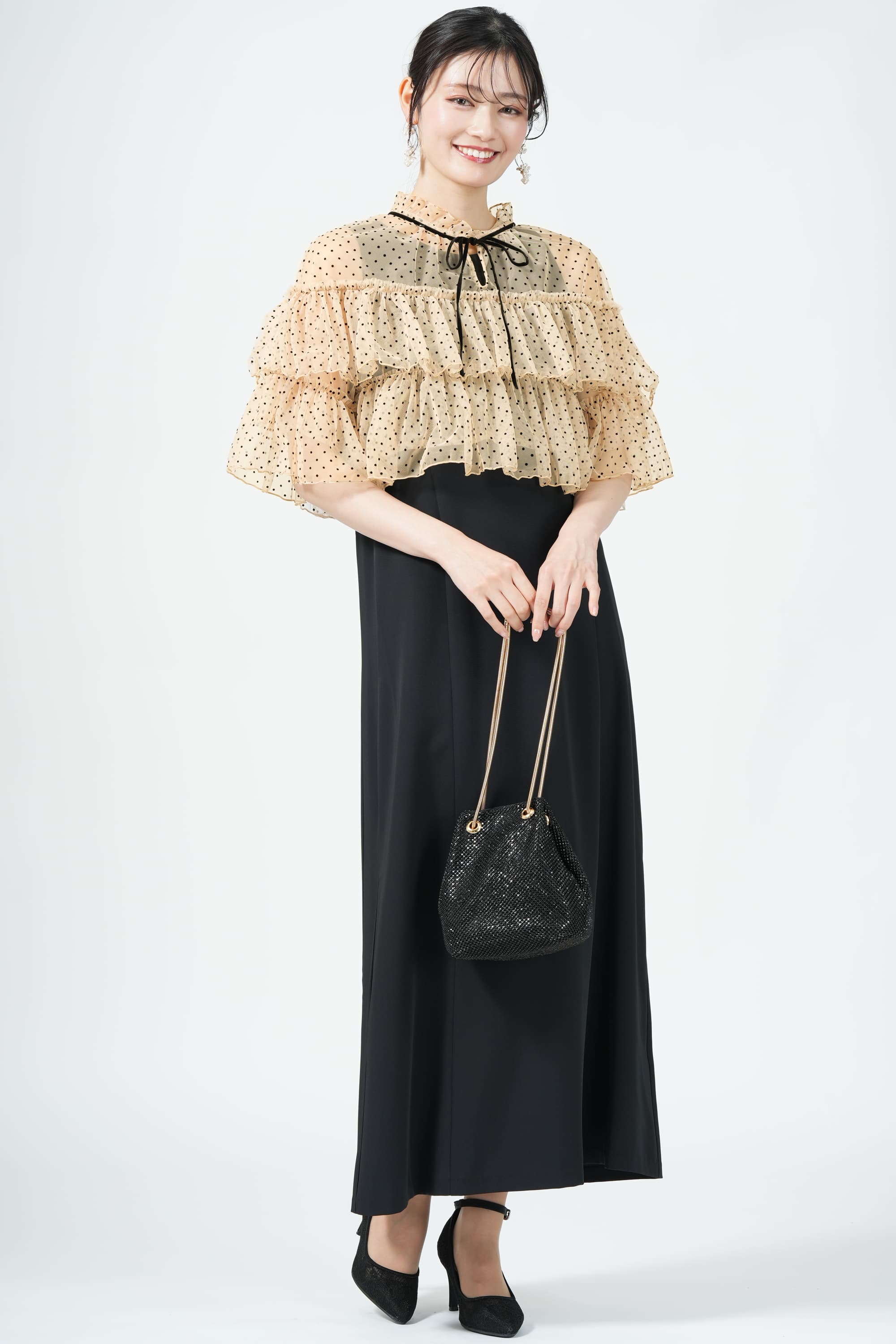 フロッキードット柄チュールブラック×ベージュドレス