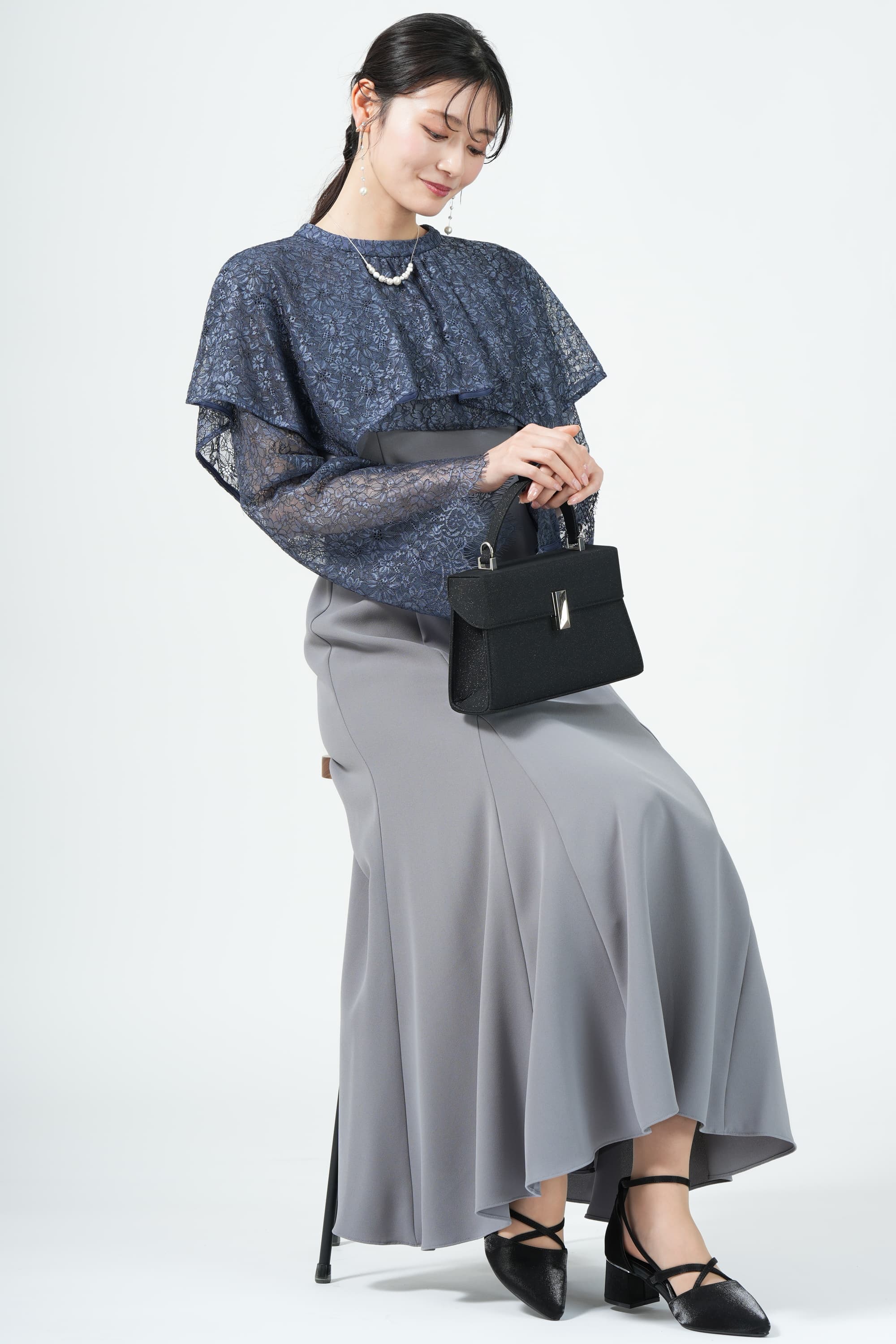 ケープ風フラワーボレロブルードレス