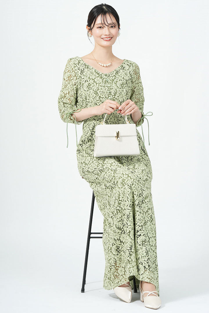 バックオープン花柄レースグリーンドレス