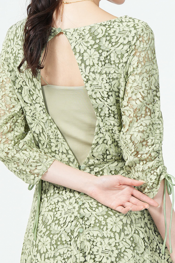 バックオープン花柄レースグリーンドレス