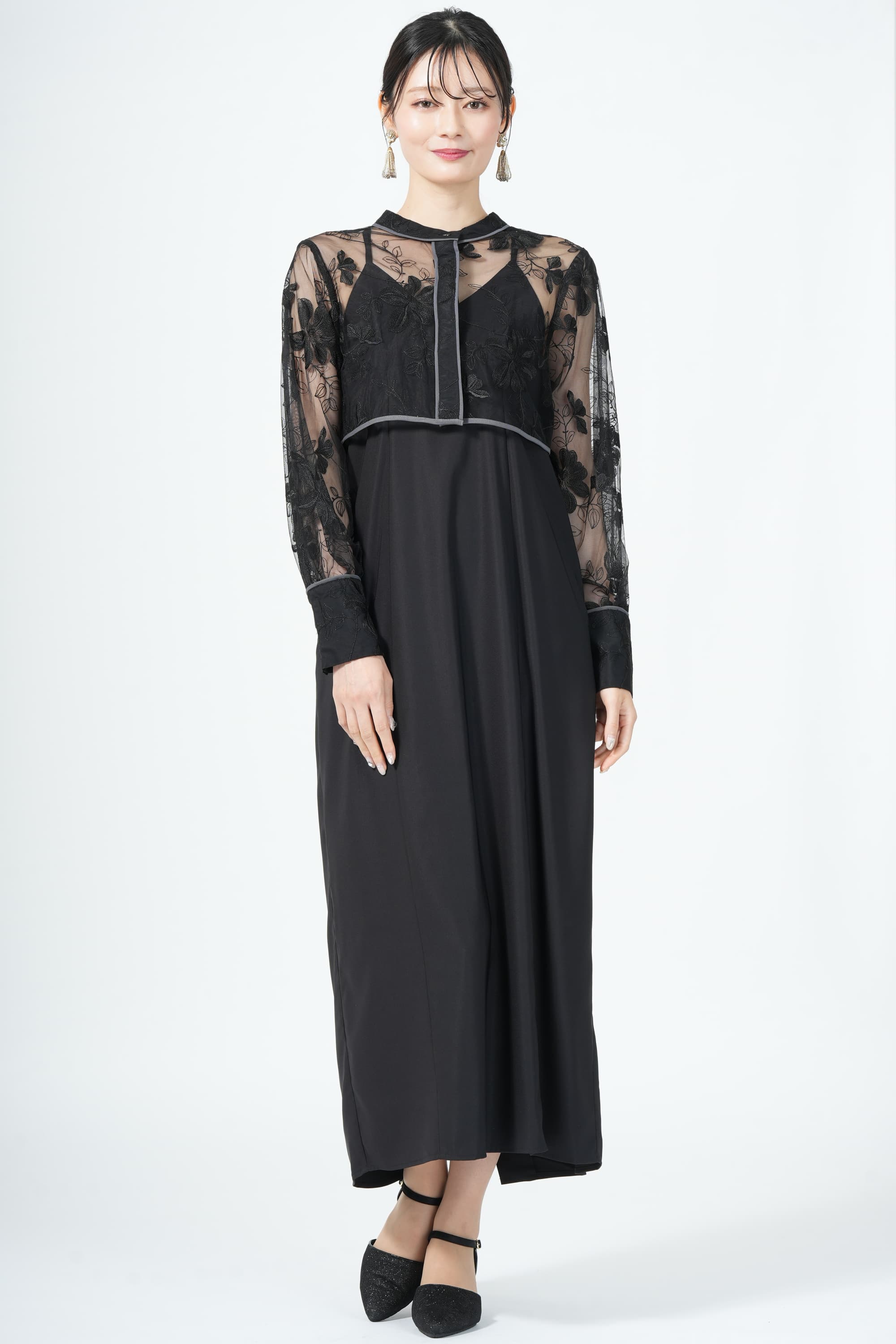 刺繍シャツレイヤードブラックドレス