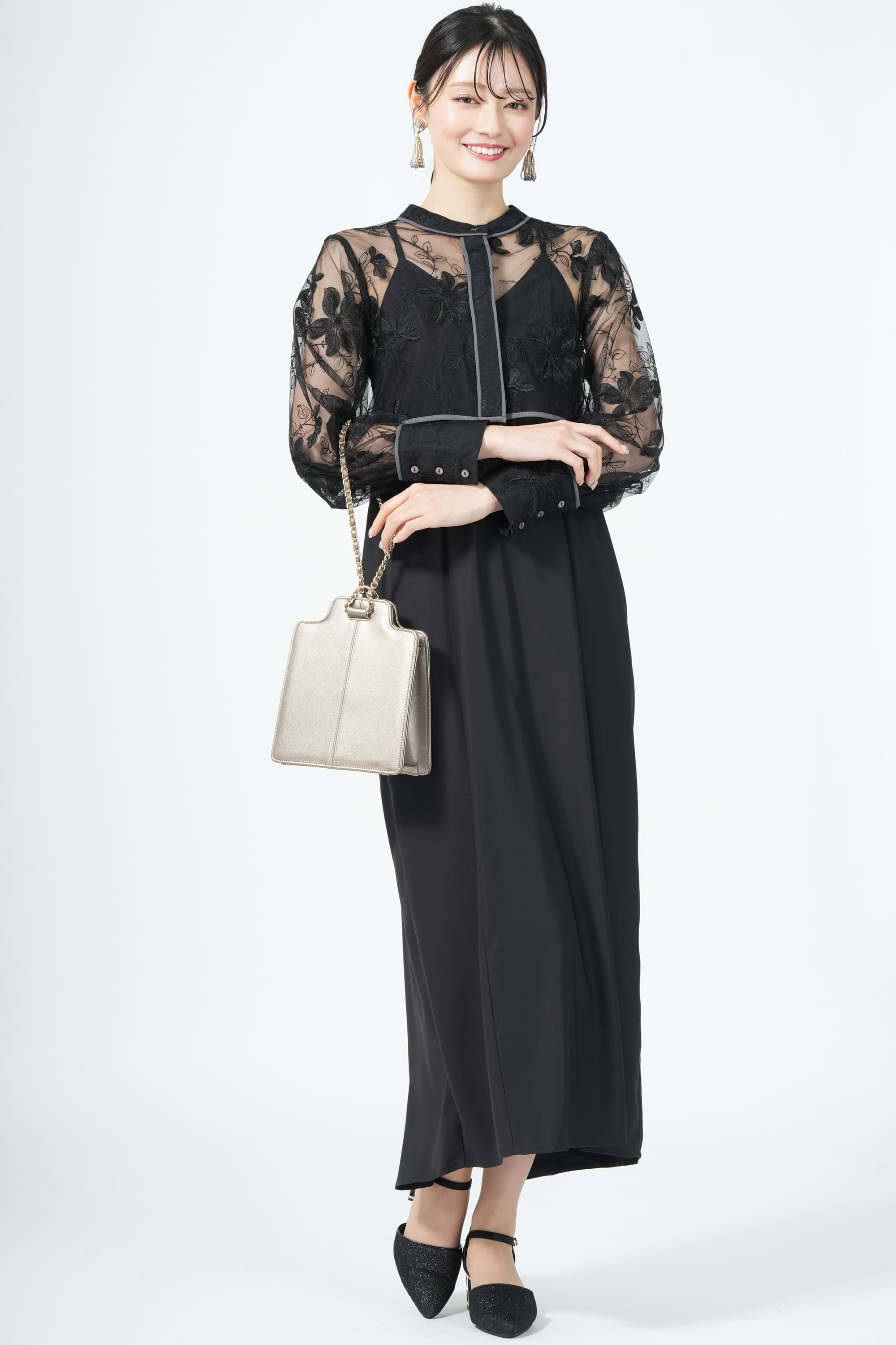 フープ状タッセルゴールドイヤリング