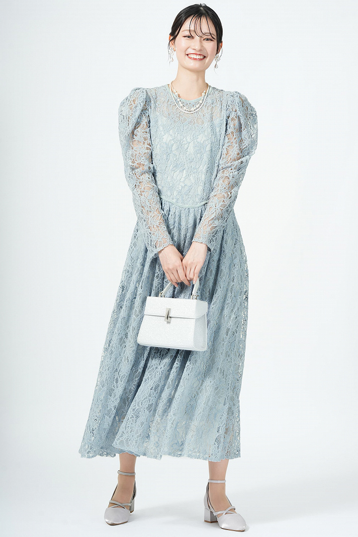 モールレースブルードレス