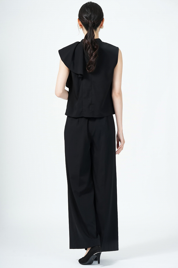 アシメラッフルカラーブラックパンツドレス