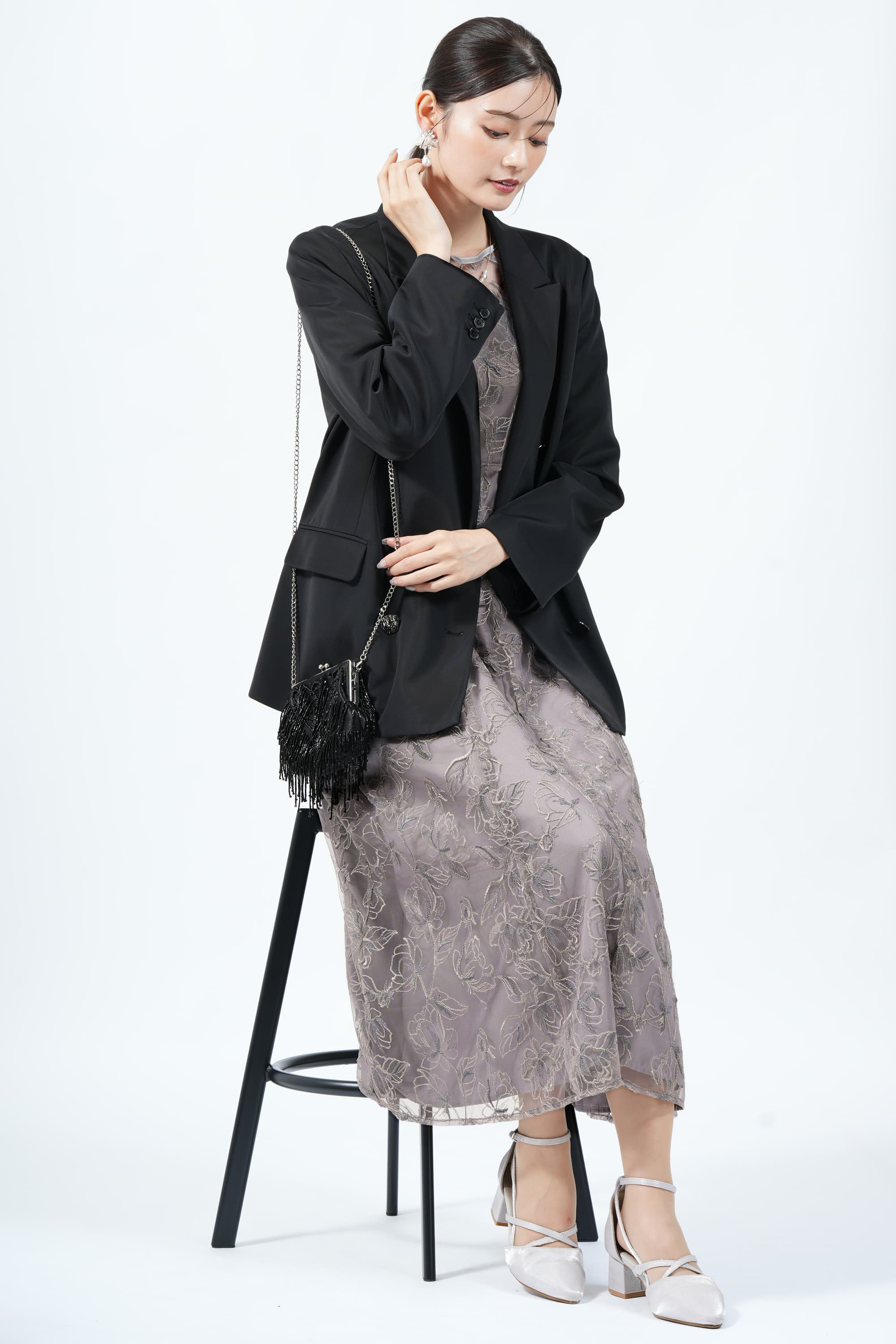 Hermoso luxe レイヤードフローラル刺繍モーブドレス (M) を