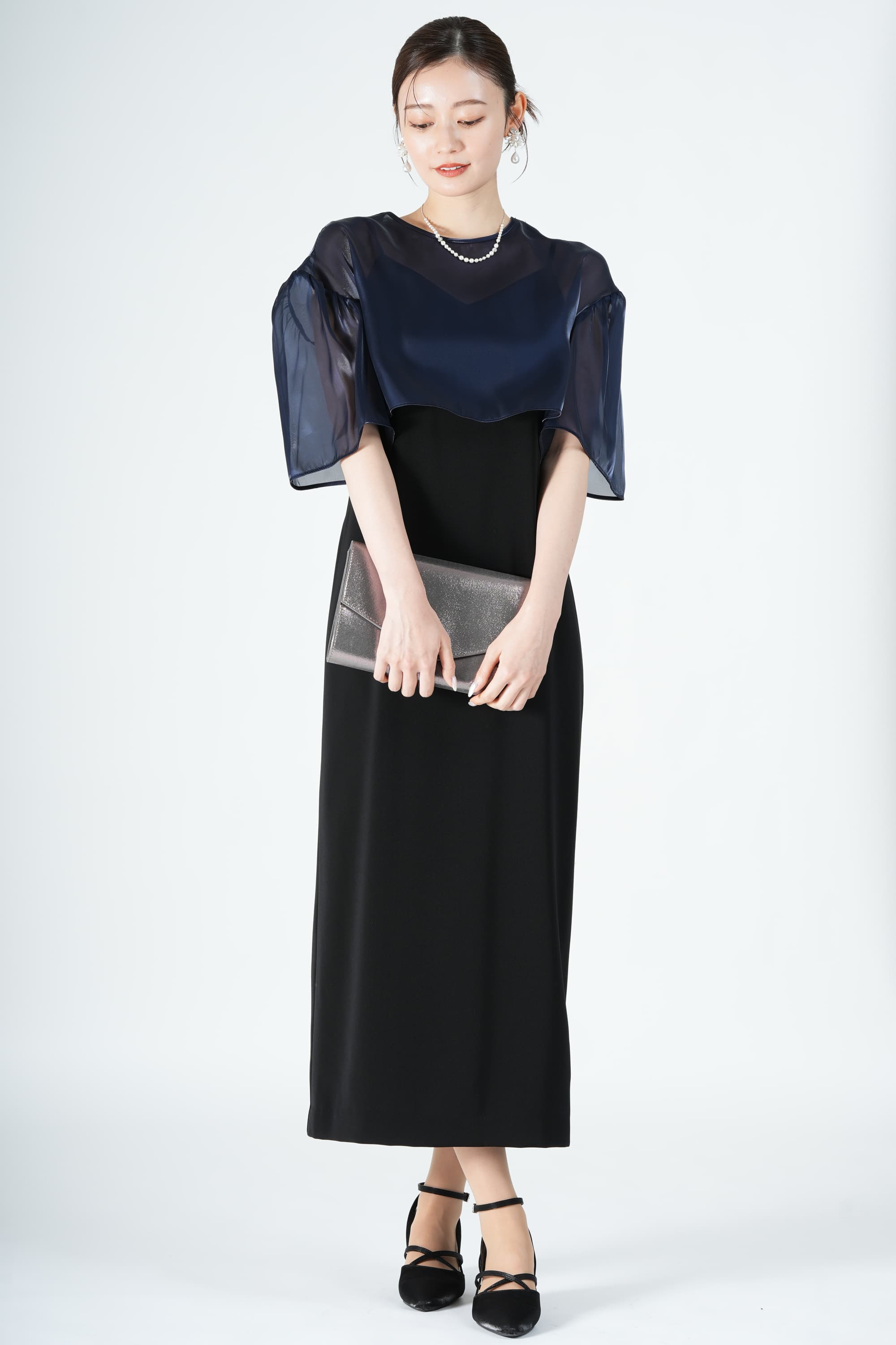 anuans 艶感ボレロコンビネーションネイビードレス (S) をレンタル