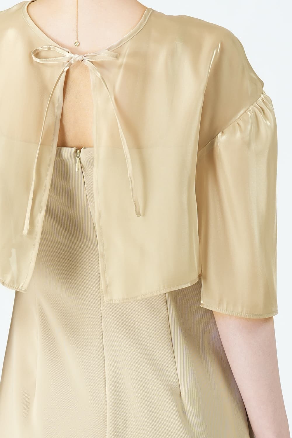 艶感ボレロコンビネーションベージュドレス