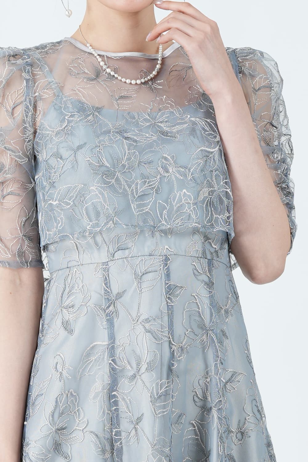 Hermoso luxe レイヤードフローラル刺繍ブルーグレードレス (M
