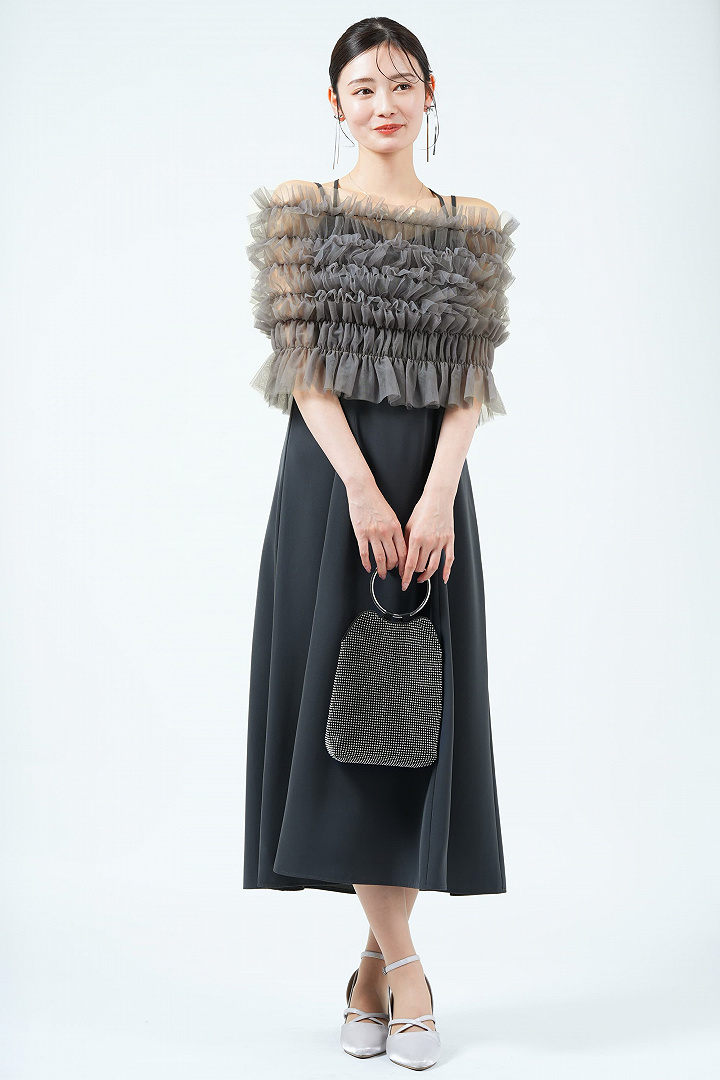 フリルスヌード×バッククロスダークグレードレス