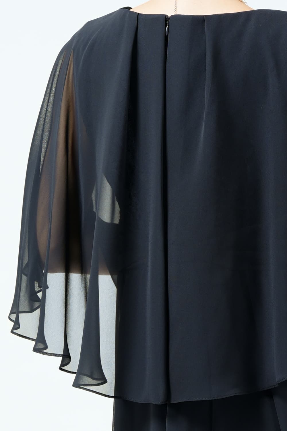 EMOTIONALL DRESSES 東京ソワール フリュイドケープ風スリーブネイビー