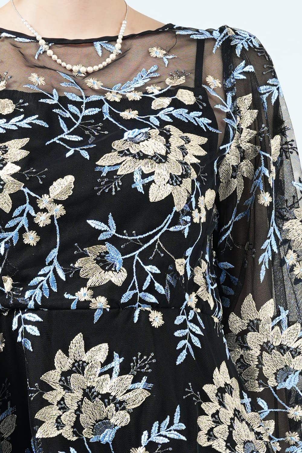 レトロフラワー刺繍マルチブラックドレス