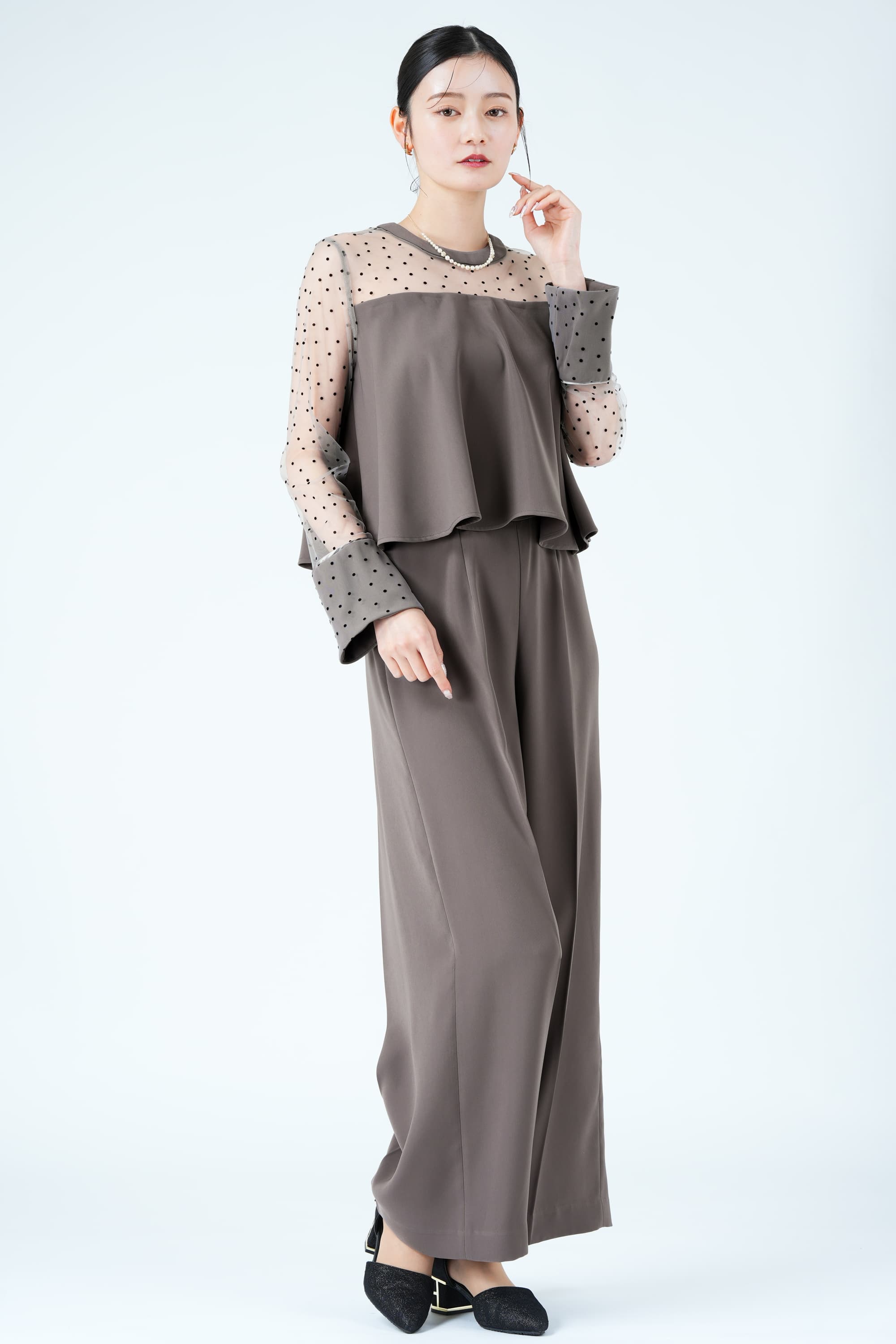 nano・universe フロッキードット切り替えグレーパンツドレス (S) を