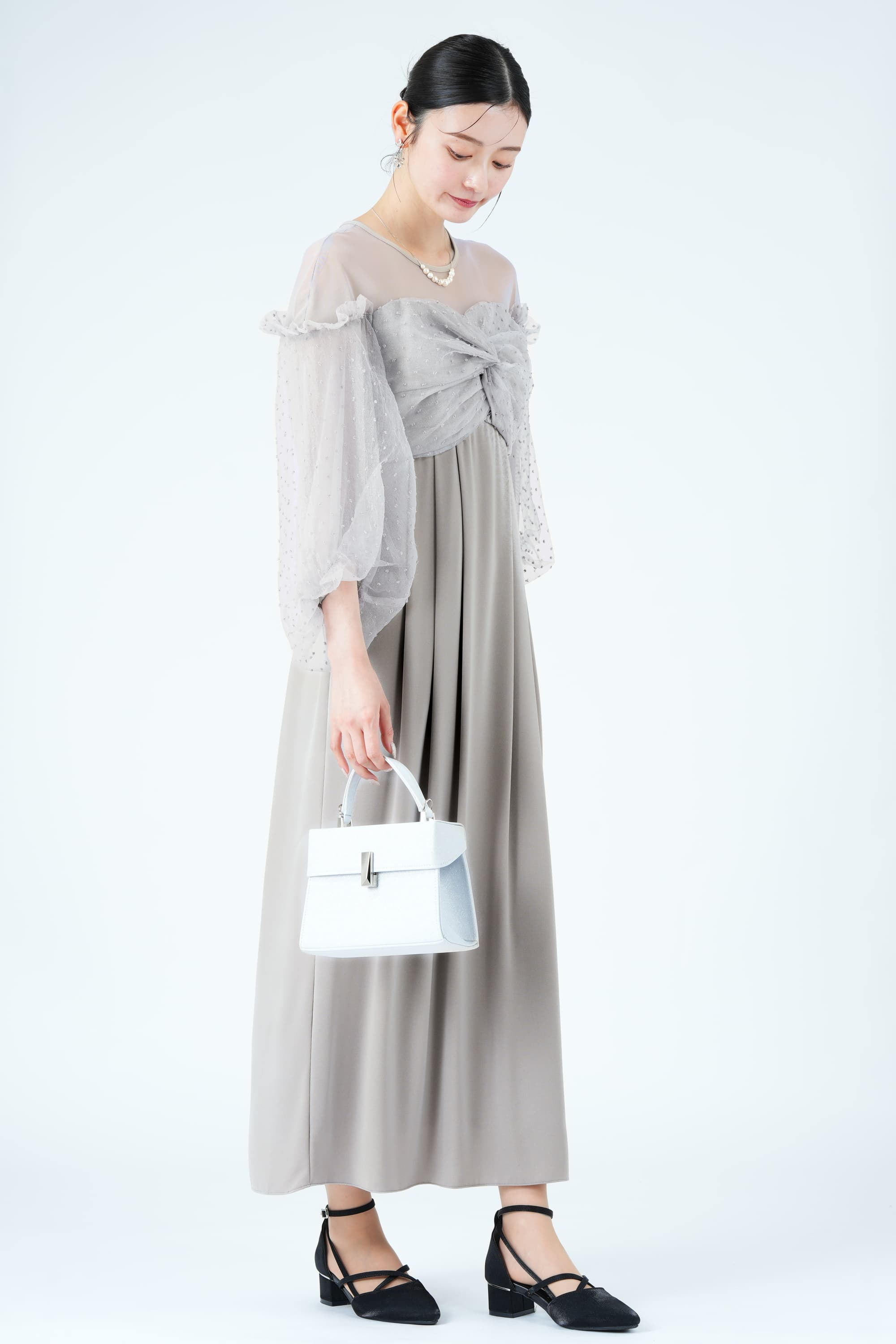 Dorry Doll スクエア型ラメシルバーバッグ をレンタル - 結婚式 Dorry Doll スクエア型ラメシルバーバッグ をレンタル - 結婚式