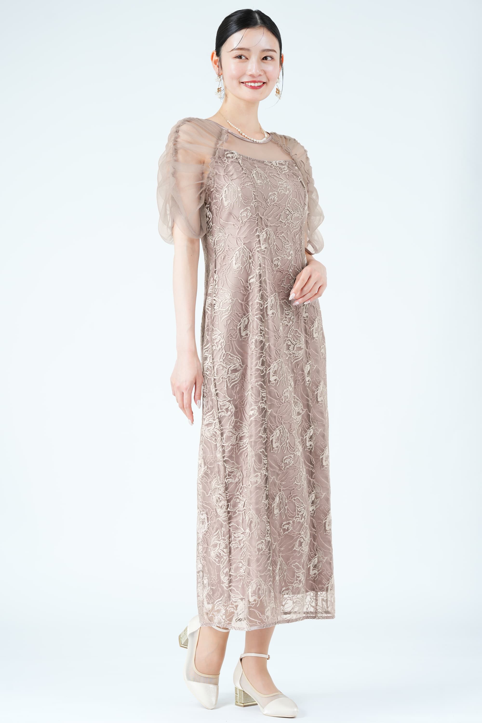 フラワー刺繍パフスリーブピンクベージュドレス