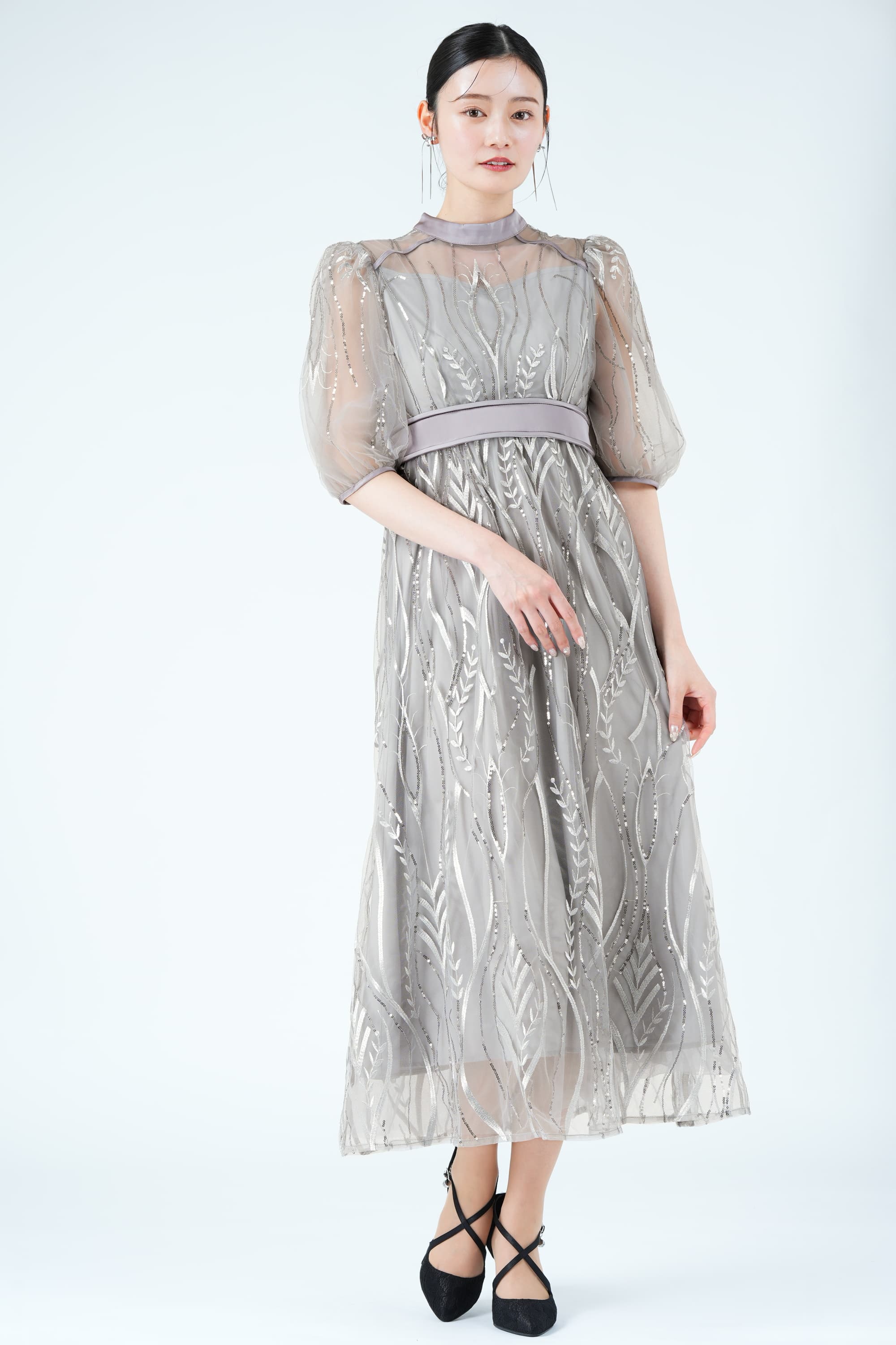 LEJA オケージョンドレス スパンコール グレー LEJA チェック刺繍スパンコールグレードレス (M〜L) をレンタル