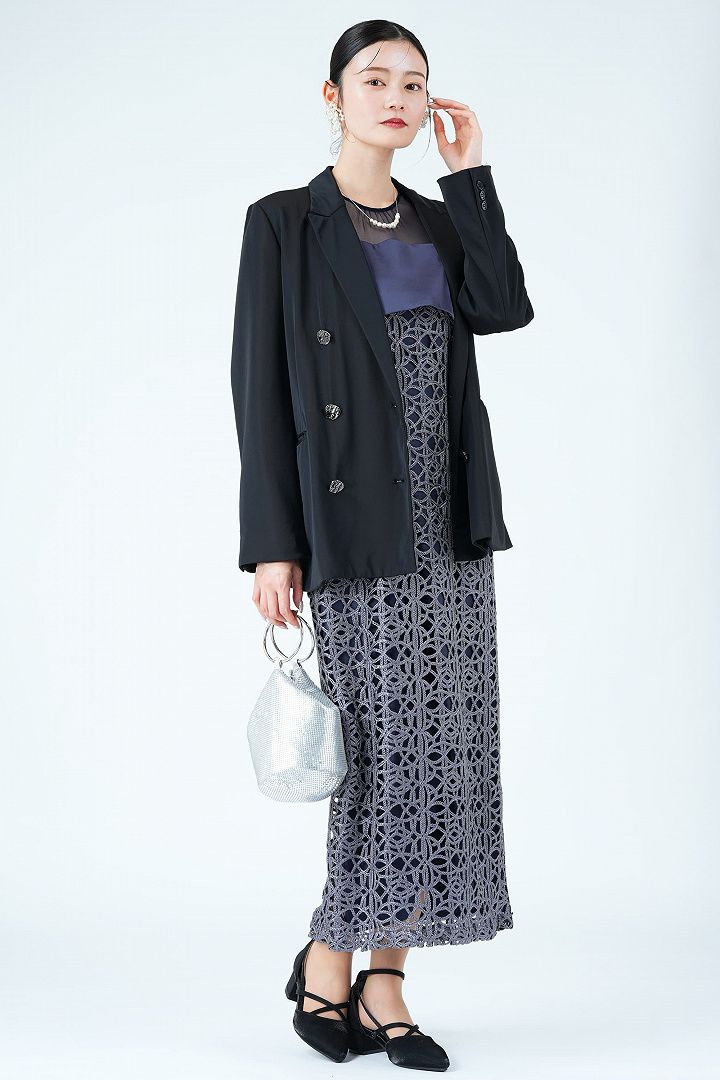 光沢シアーヨーク×レースブルードレス