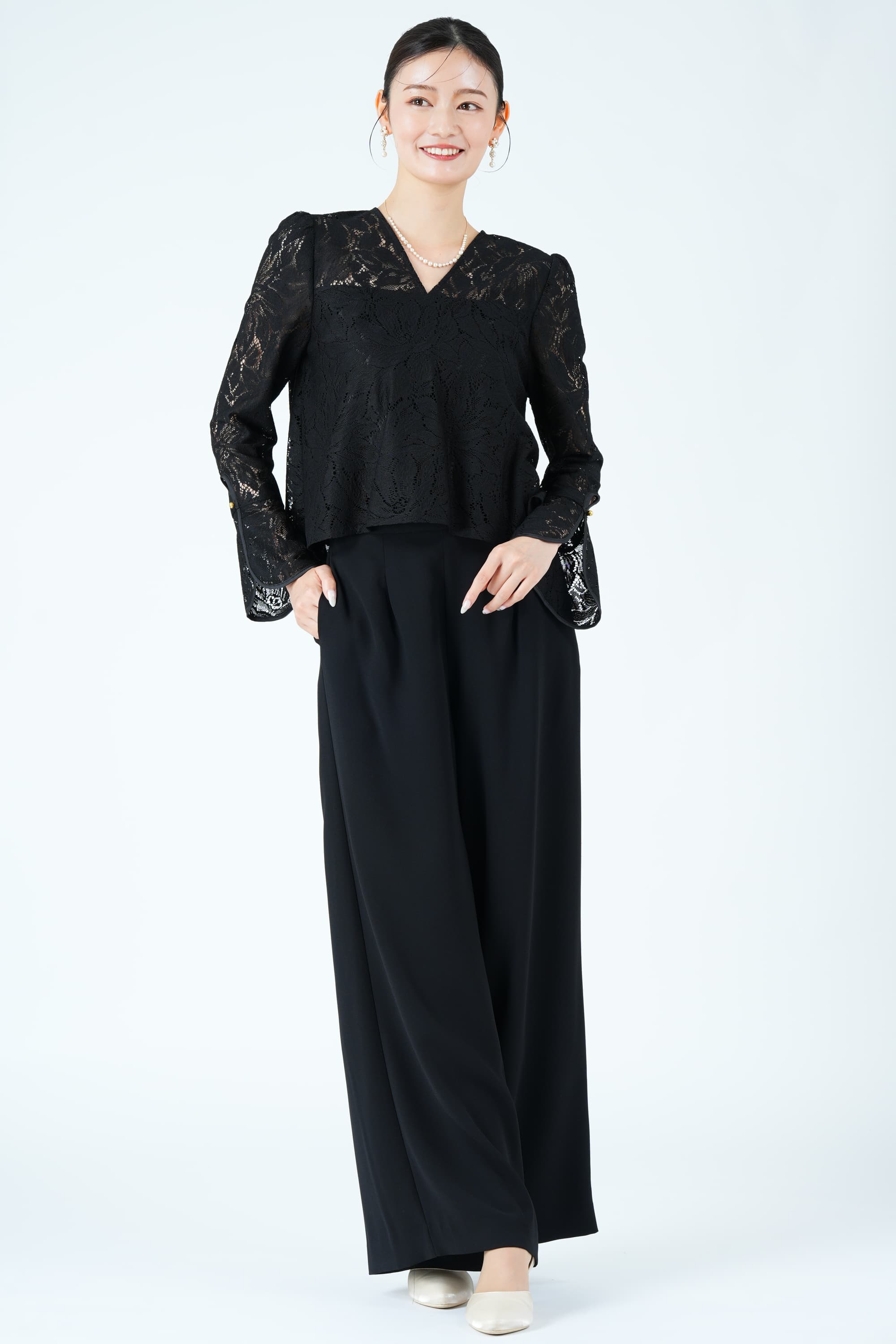 AIMER リーフ柄レース×ワイドブラックパンツドレス (L) をレンタル