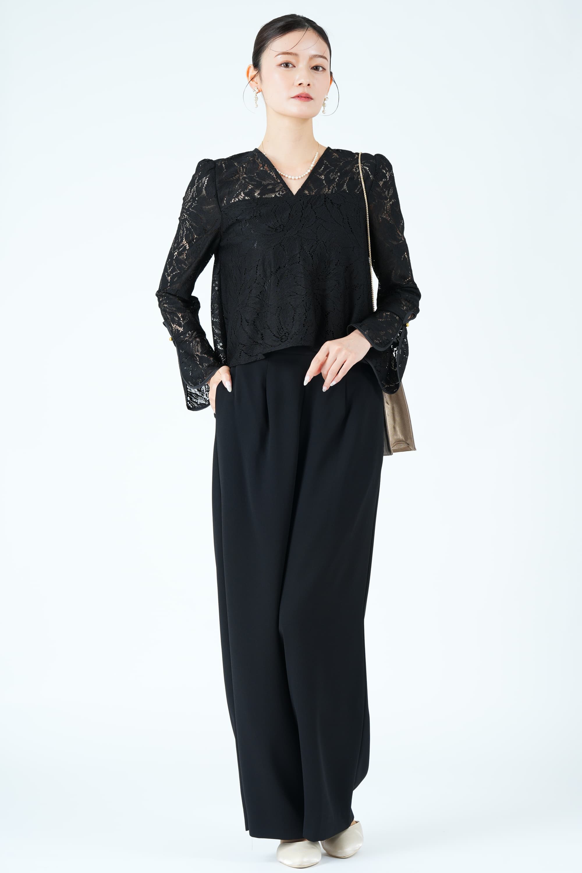 リーフ柄レース×ワイドブラックパンツドレス