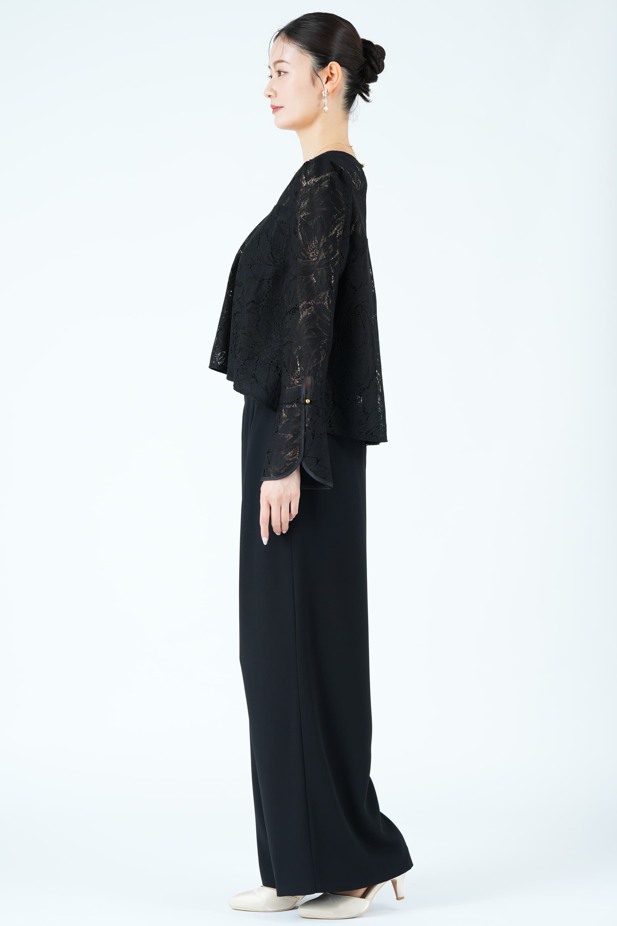 リーフ柄レース×ワイドブラックパンツドレス