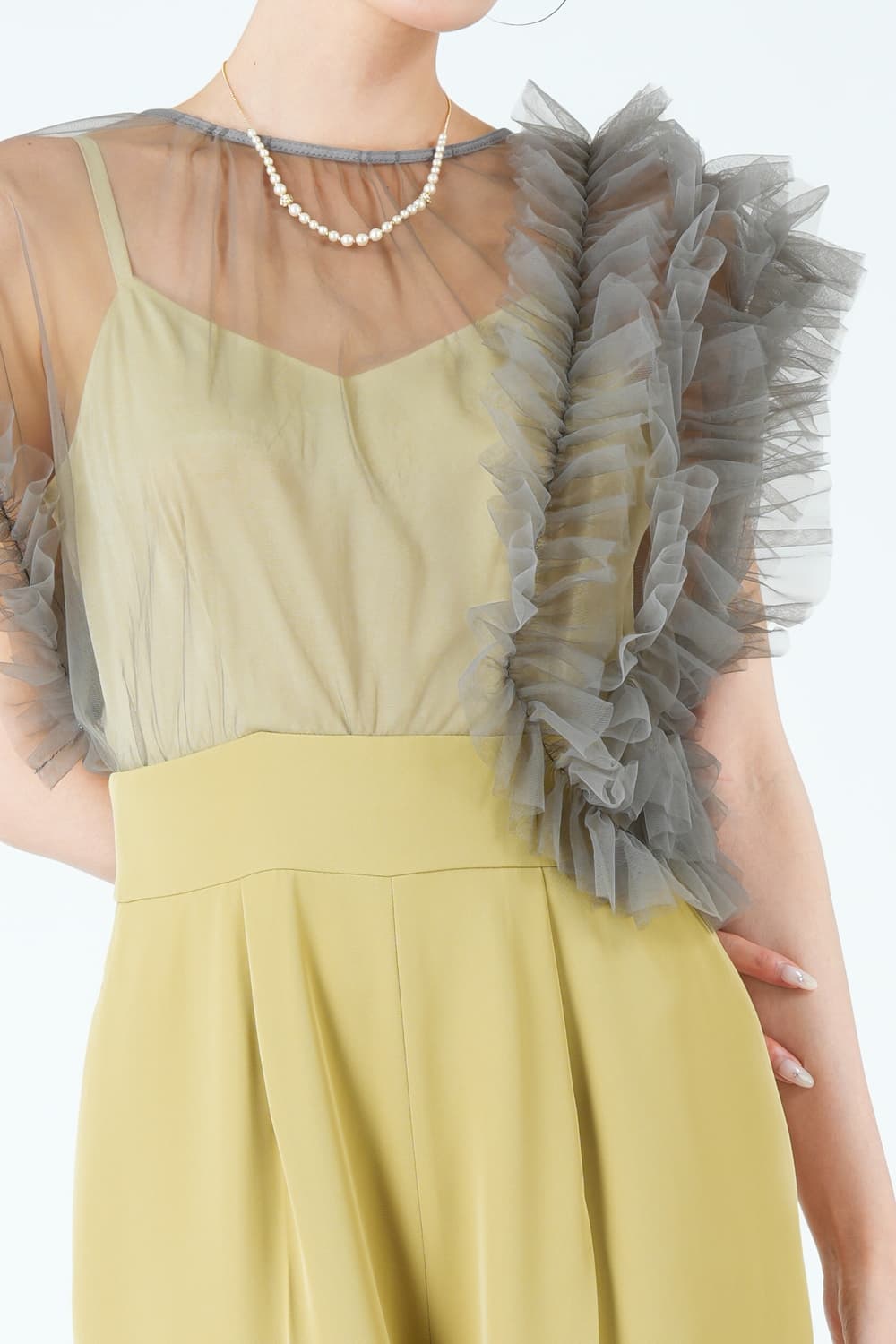 アシメチュール袖イエローパンツドレス