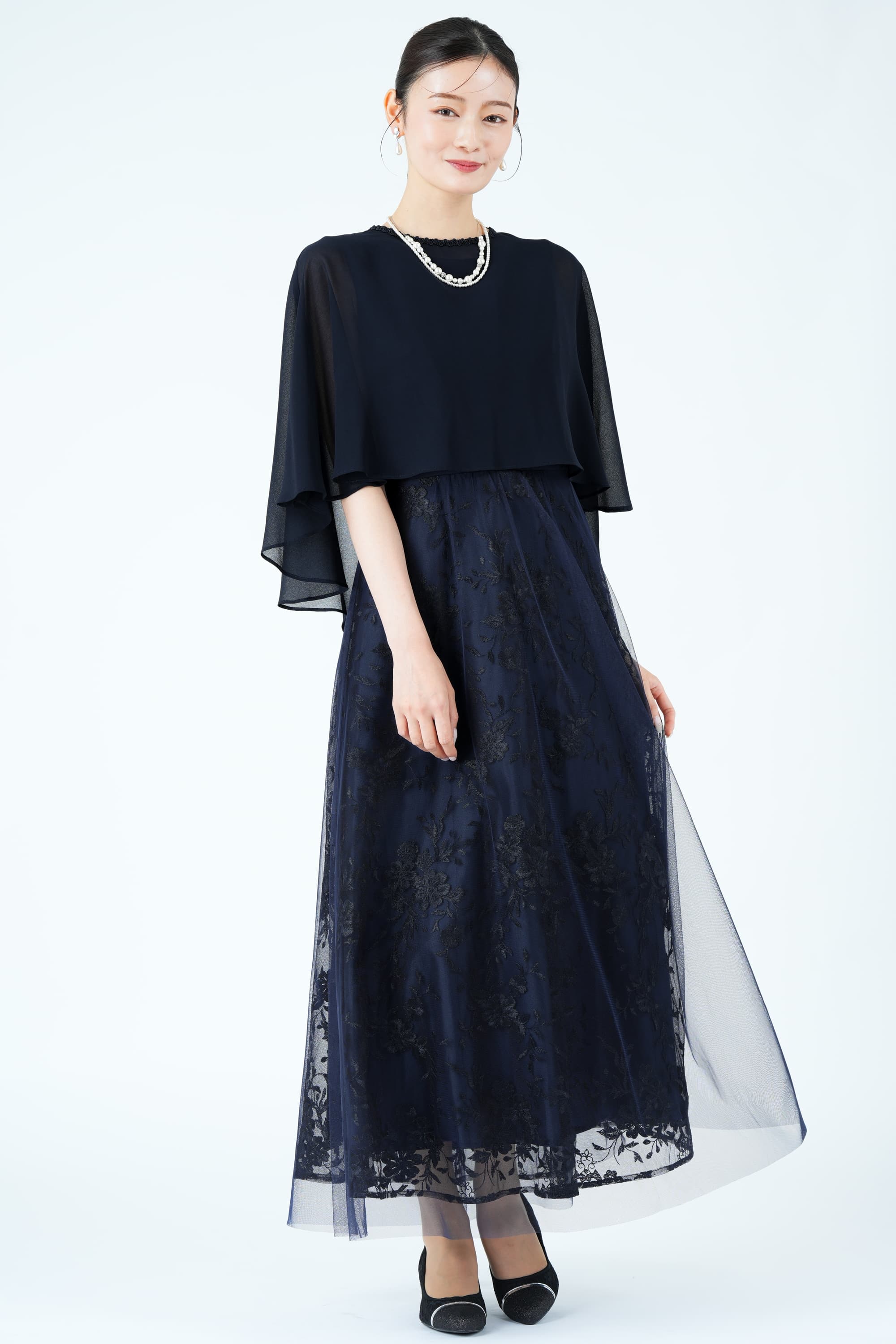エレガント刺繍ケープネイビードレス
