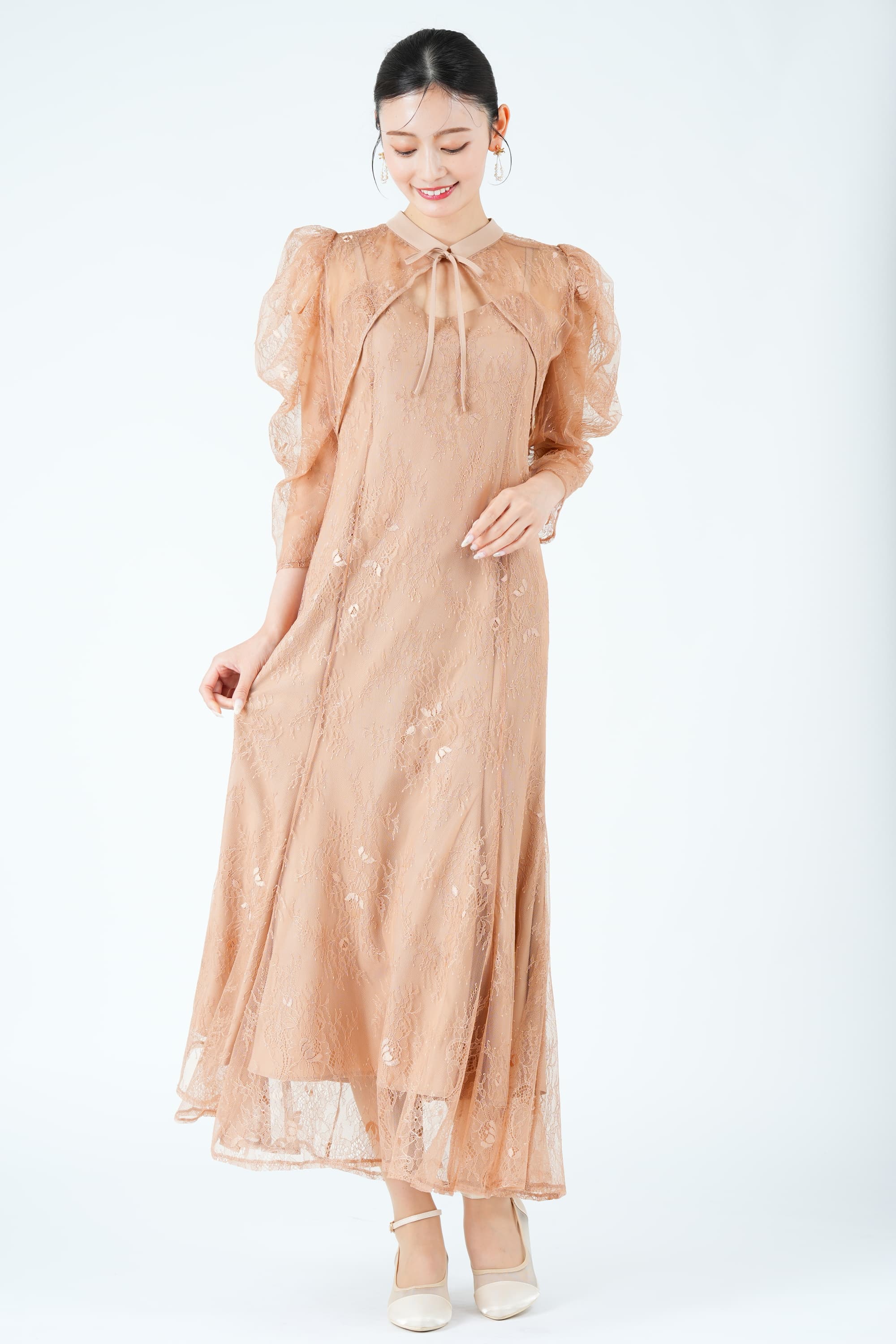 ボレロレイヤード総レースコーラルドレス