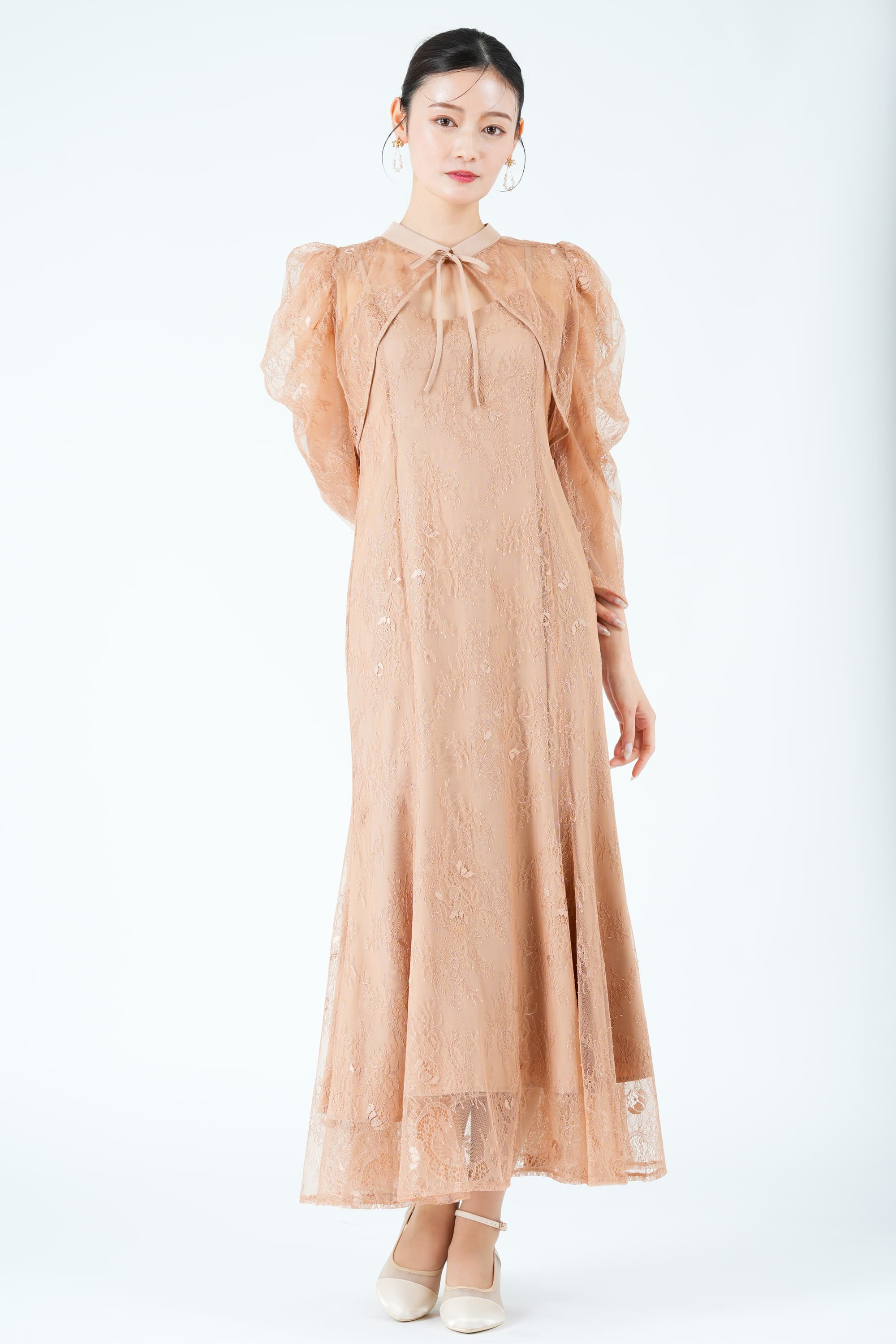 ボレロレイヤード総レースコーラルドレス