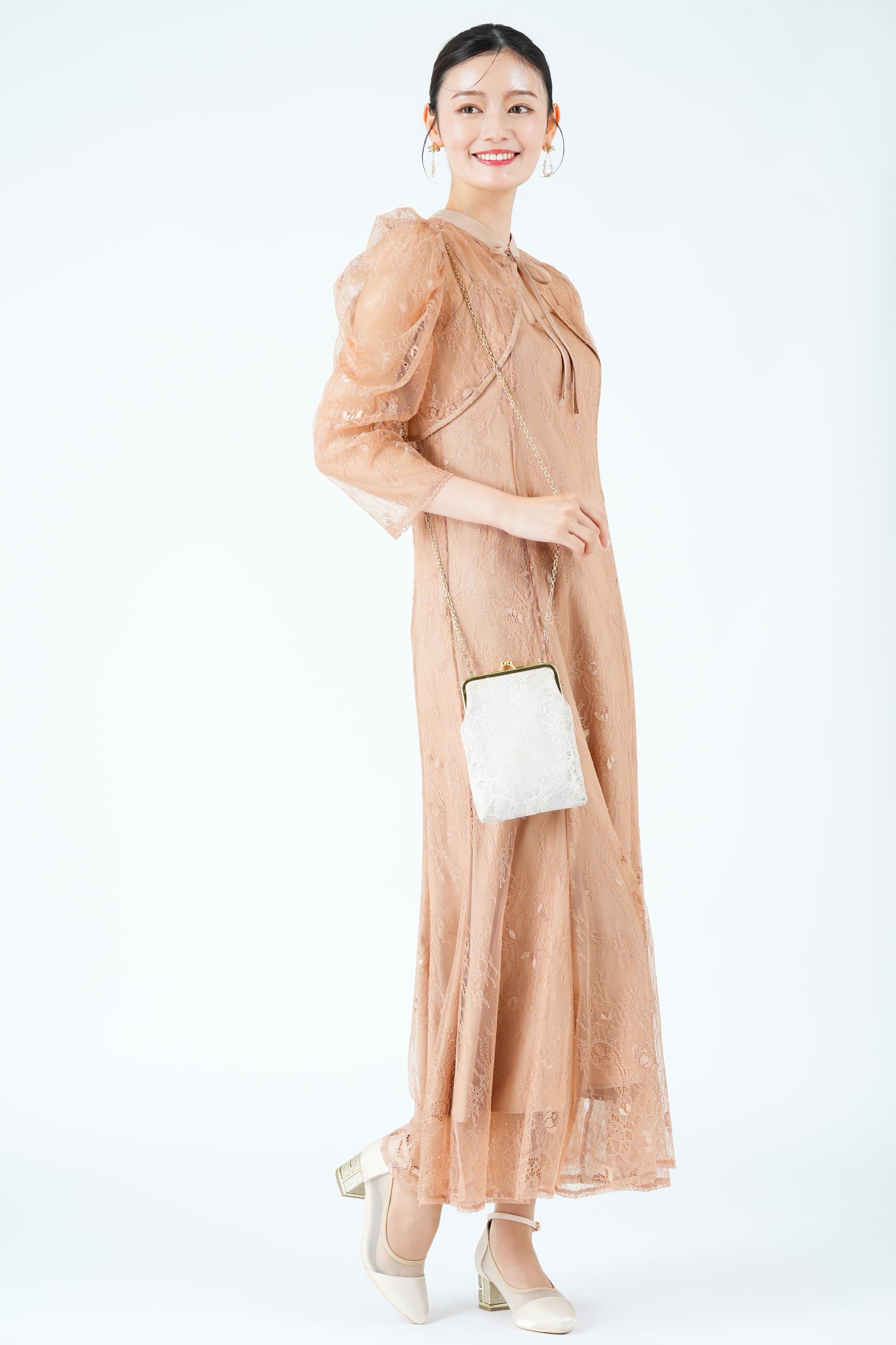 アイボリーとピンクのレースチマチョゴリ3セット アイボリーとピンクのレースチマチョゴリ3セット アイボリーとピンクの