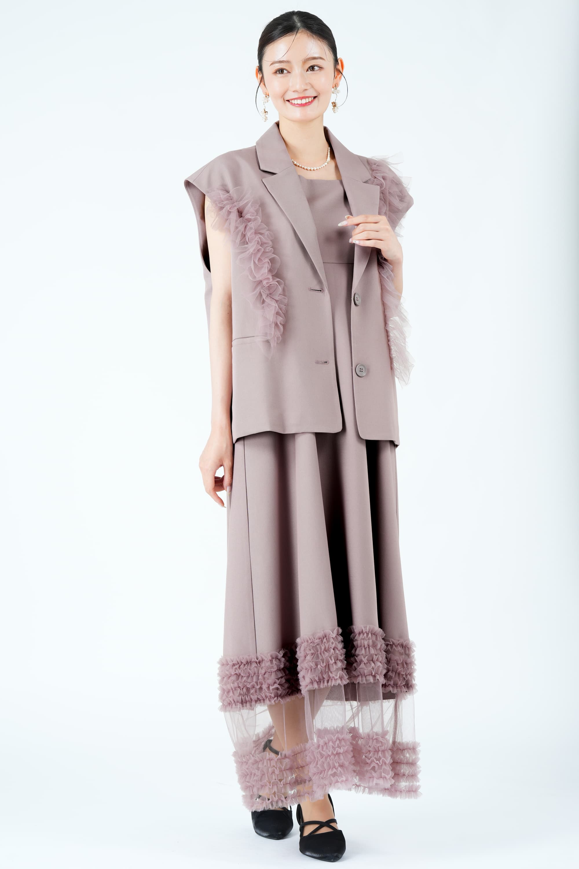 leja オケージョンドレス　くすみピンク LEJA チュールフリルジレ付きくすみピンクドレス (M〜L) を