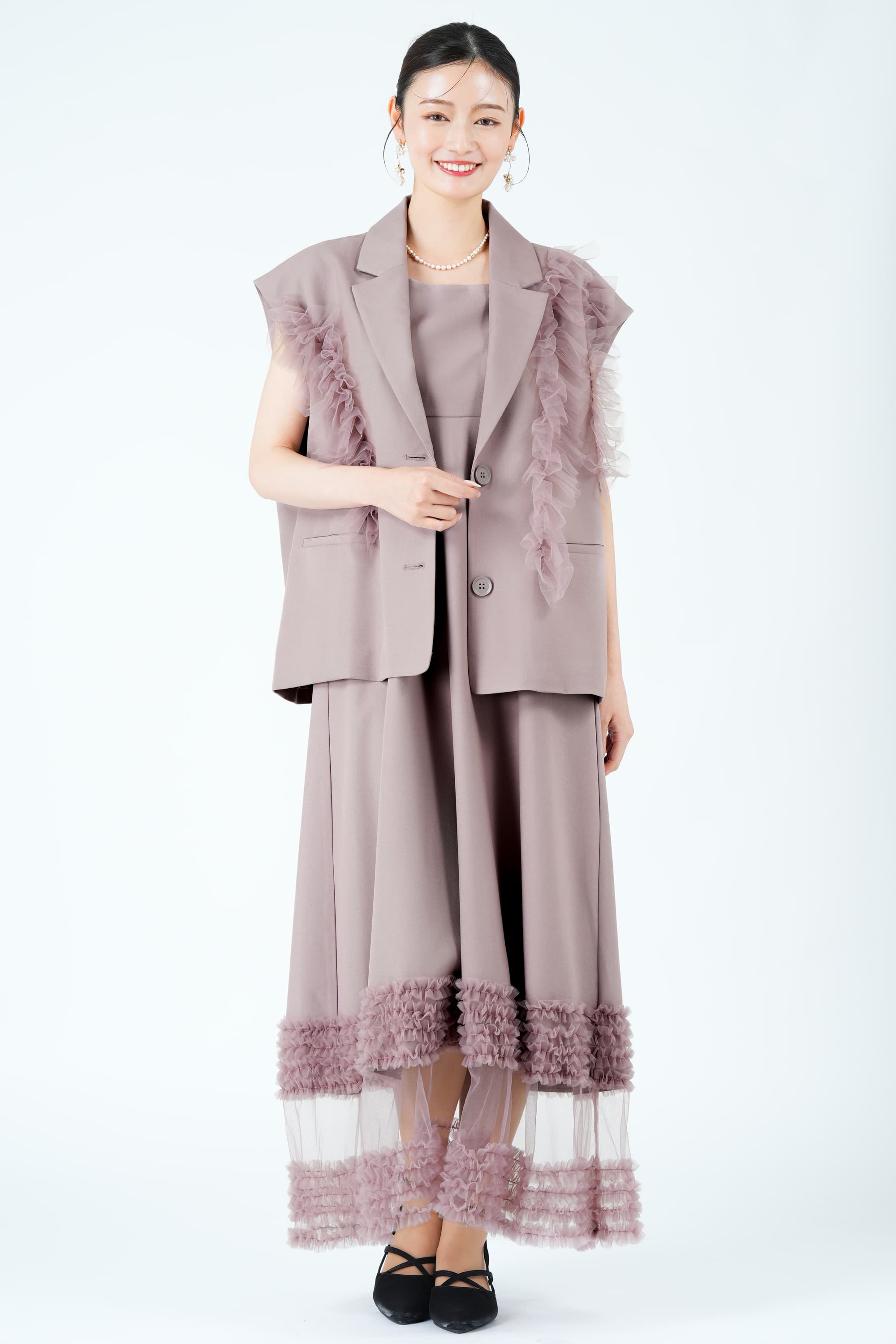 チュールフリルジレ付きくすみピンクドレス