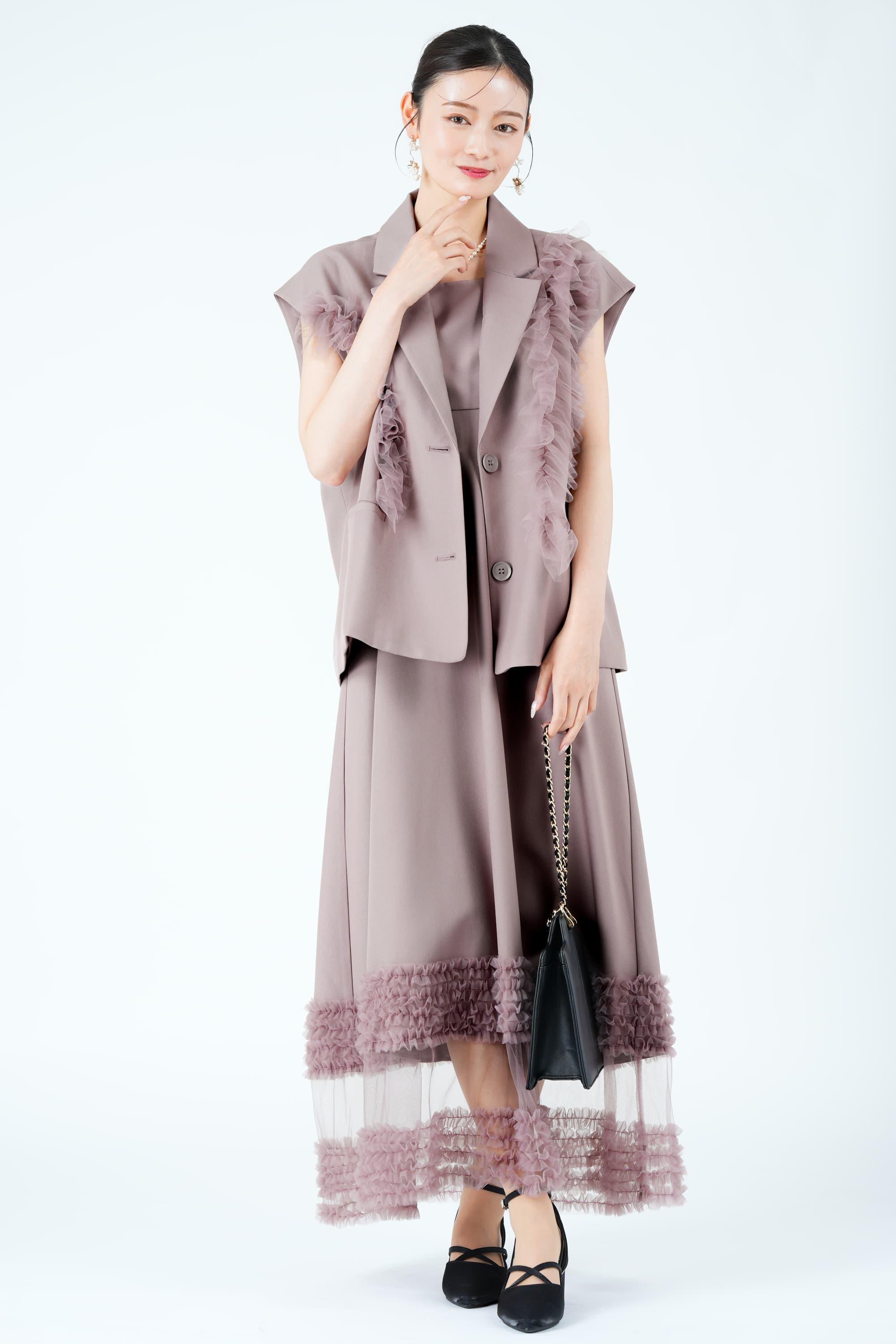 チュールフリルジレ付きくすみピンクドレス