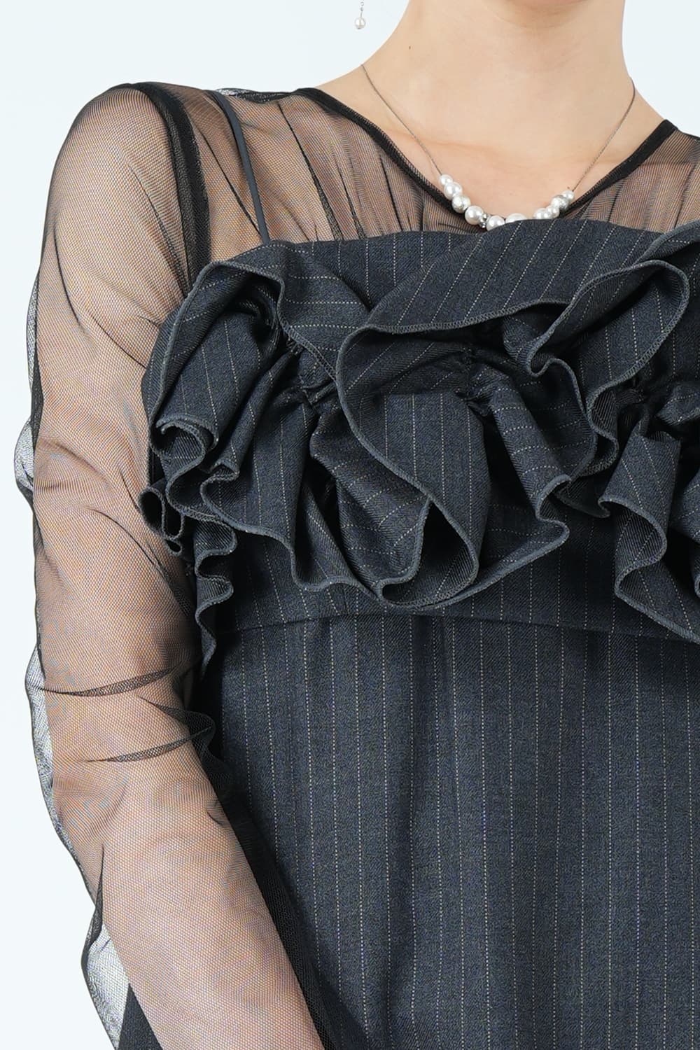 ウェービーフリル×ストライプグレードレス