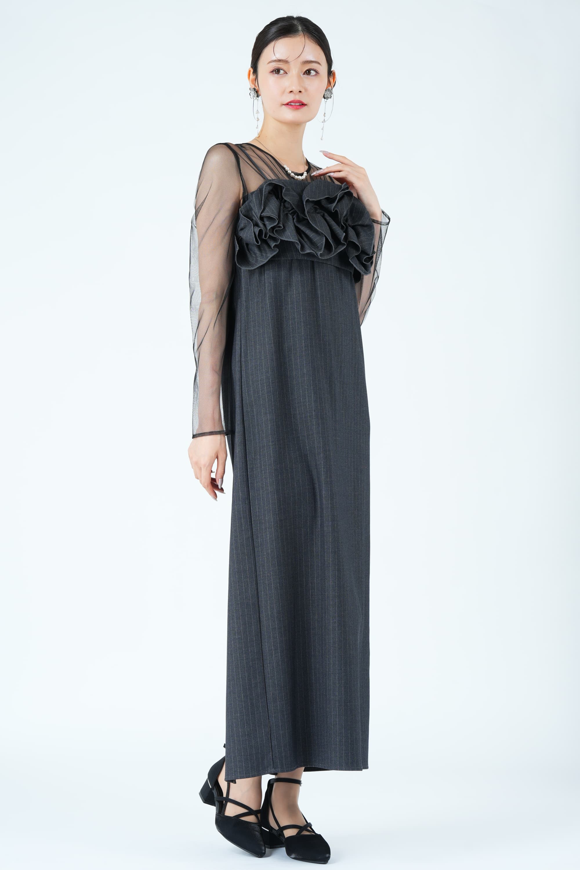 ウェービーフリル×ストライプグレードレス