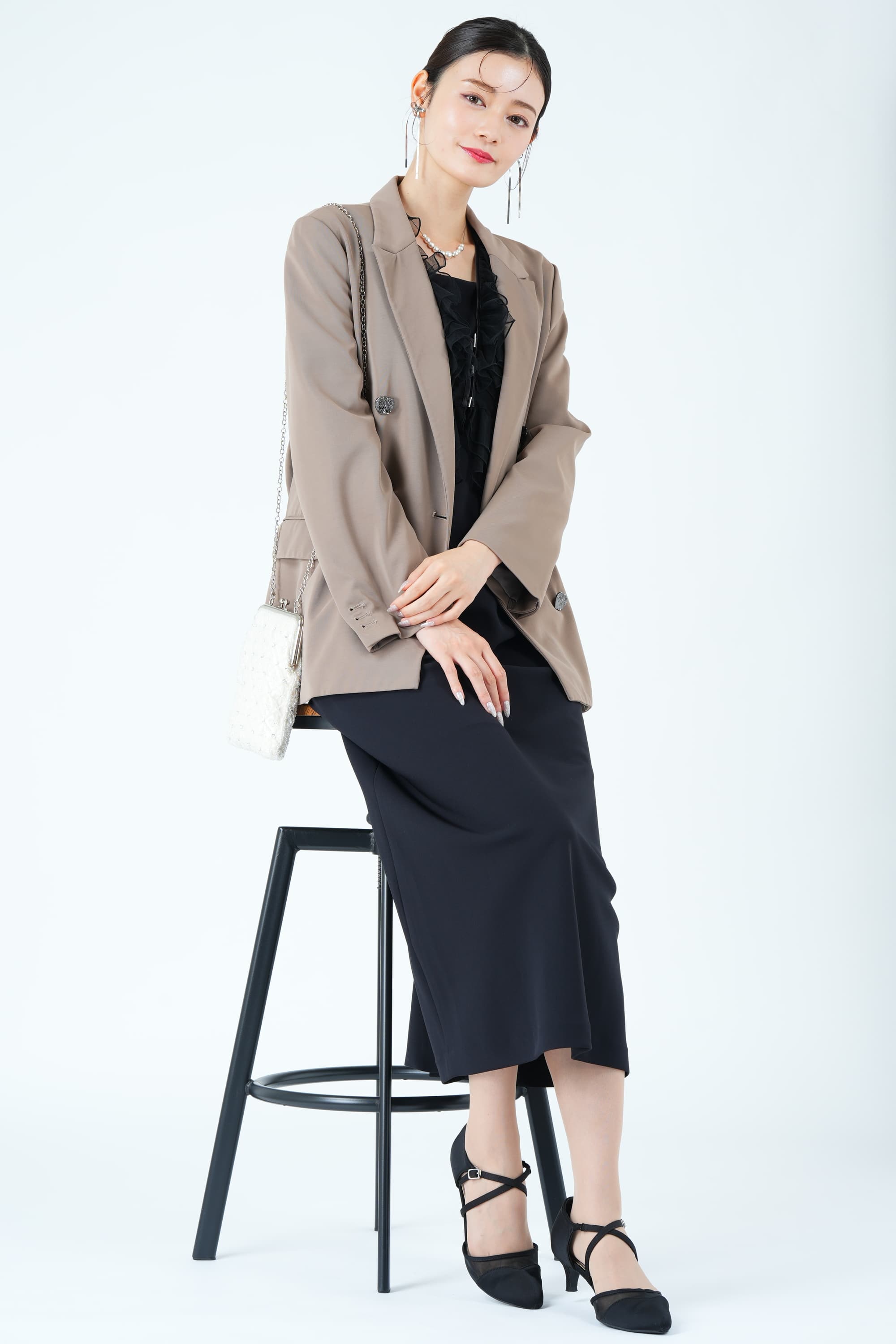 エアリーペプラムブラックドレス