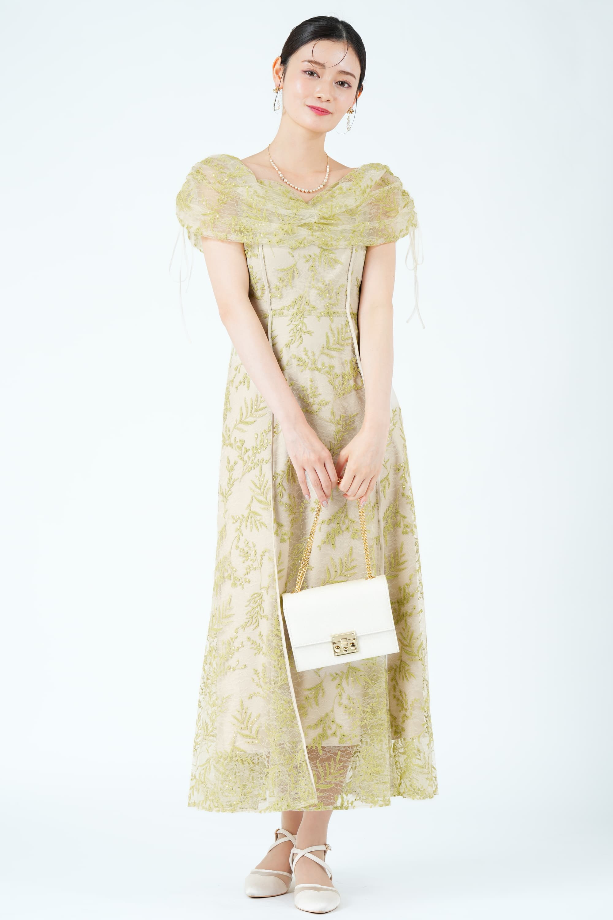 シークイン花モチーフライムグリーンドレス