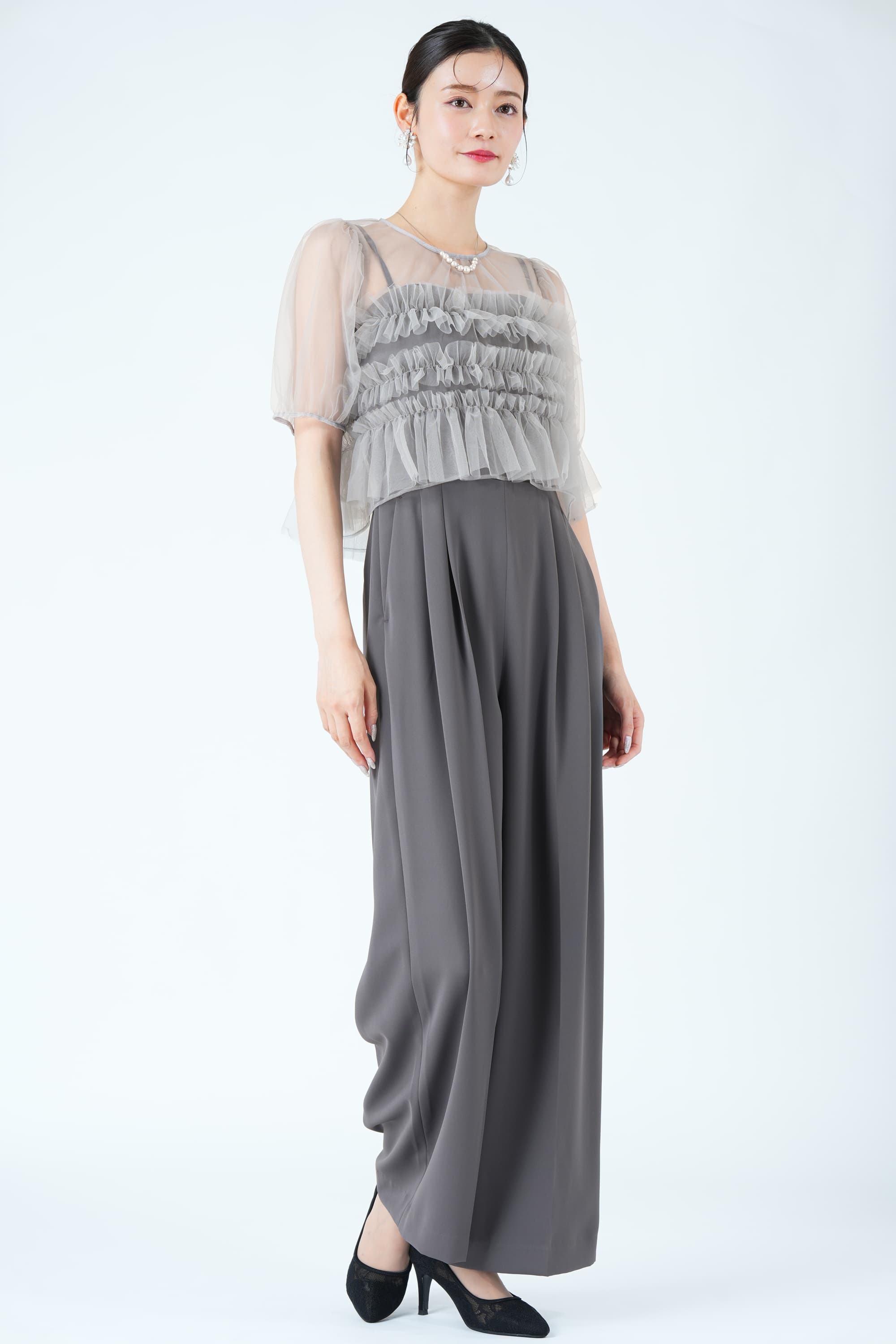 シアーレイヤーグレーパンツドレス