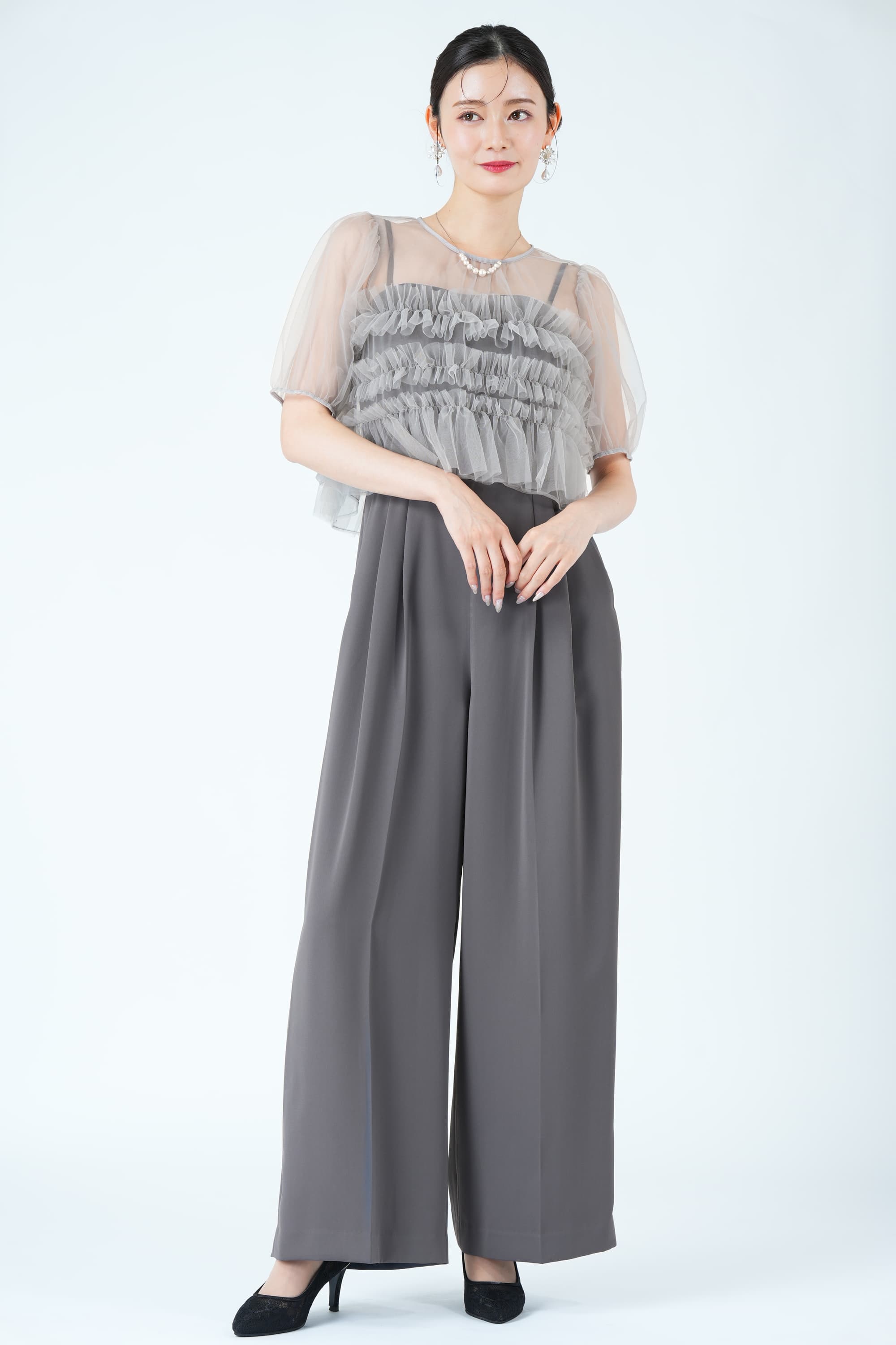 シアーレイヤーグレーパンツドレス