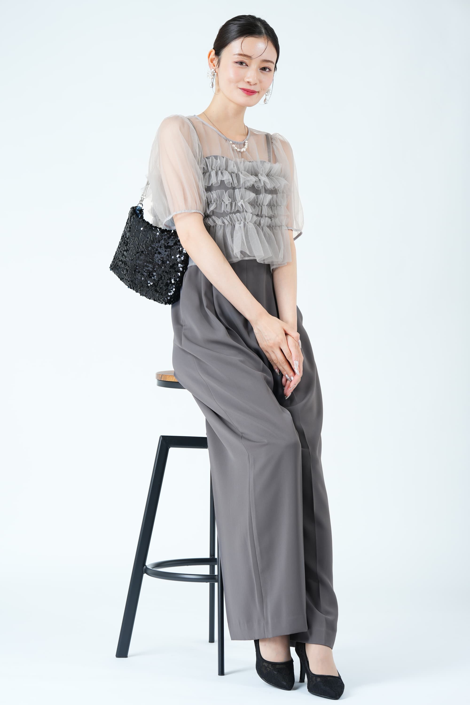 シアーレイヤーグレーパンツドレス