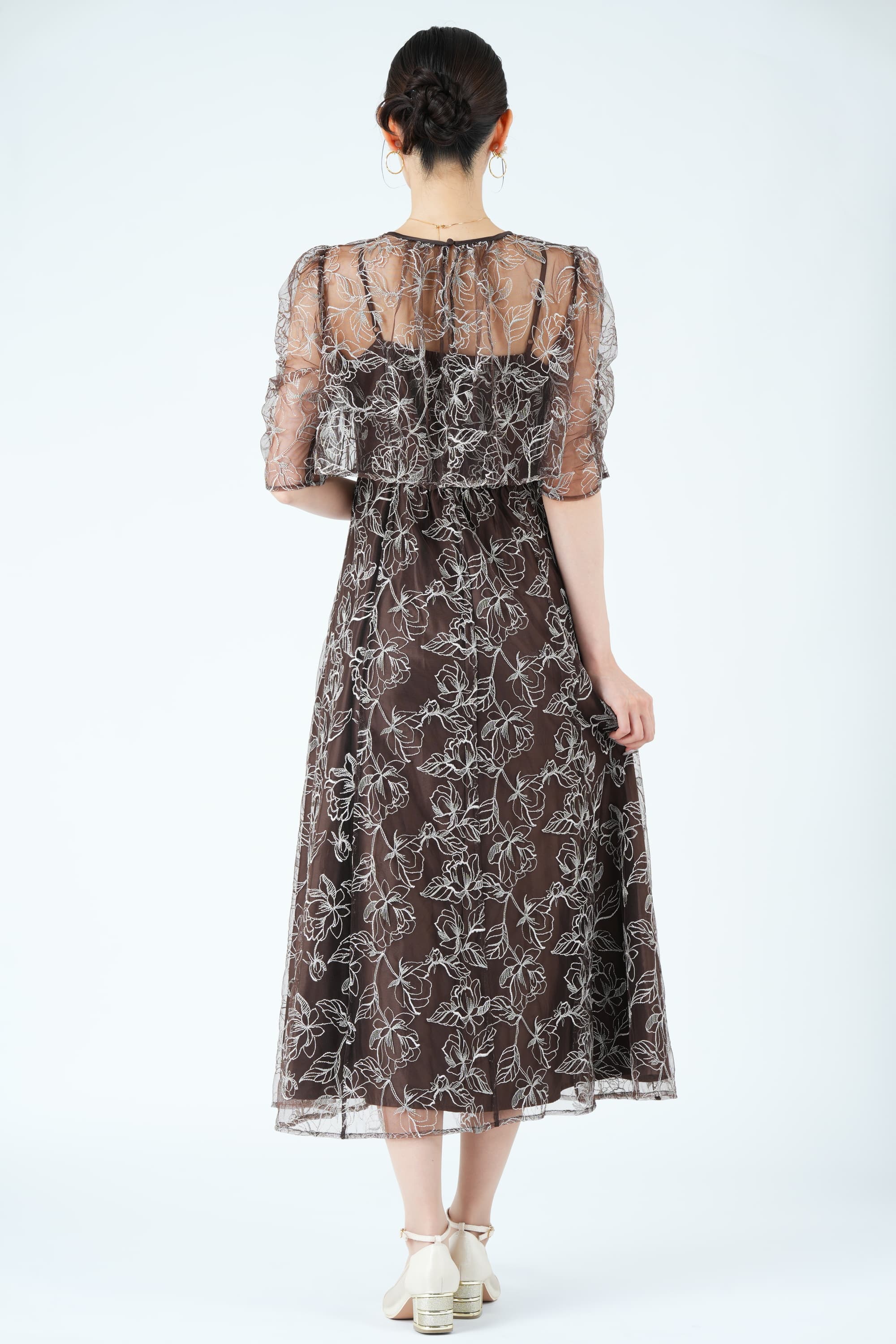 ブラウンドレス 新色登場!花柄刺繍ぺプラムロングドレス/チュール/レース
