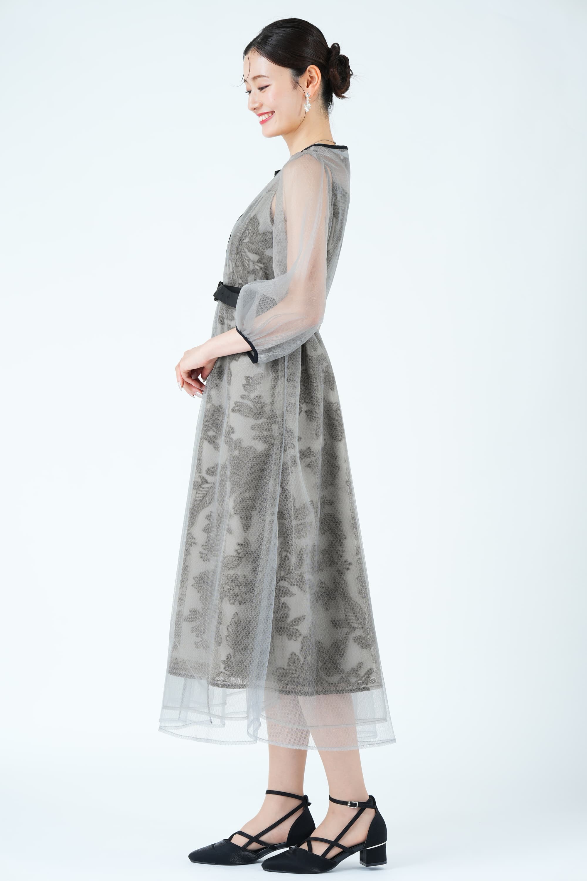 リーフ刺繍レイヤードベルトグレードレス