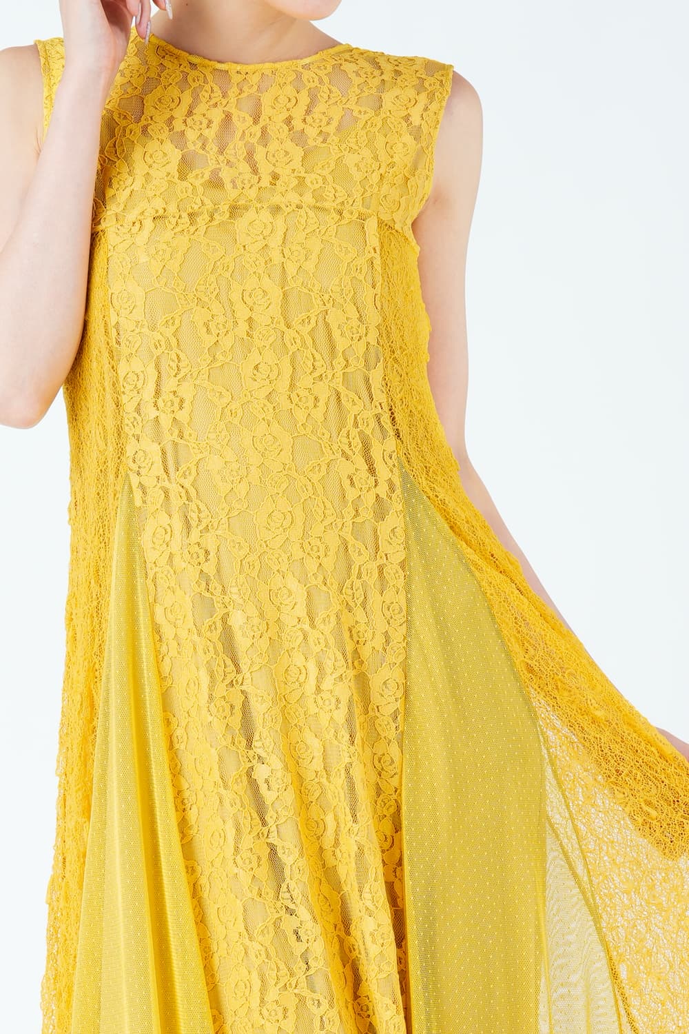 パッチワーク風レースマスタードドレス