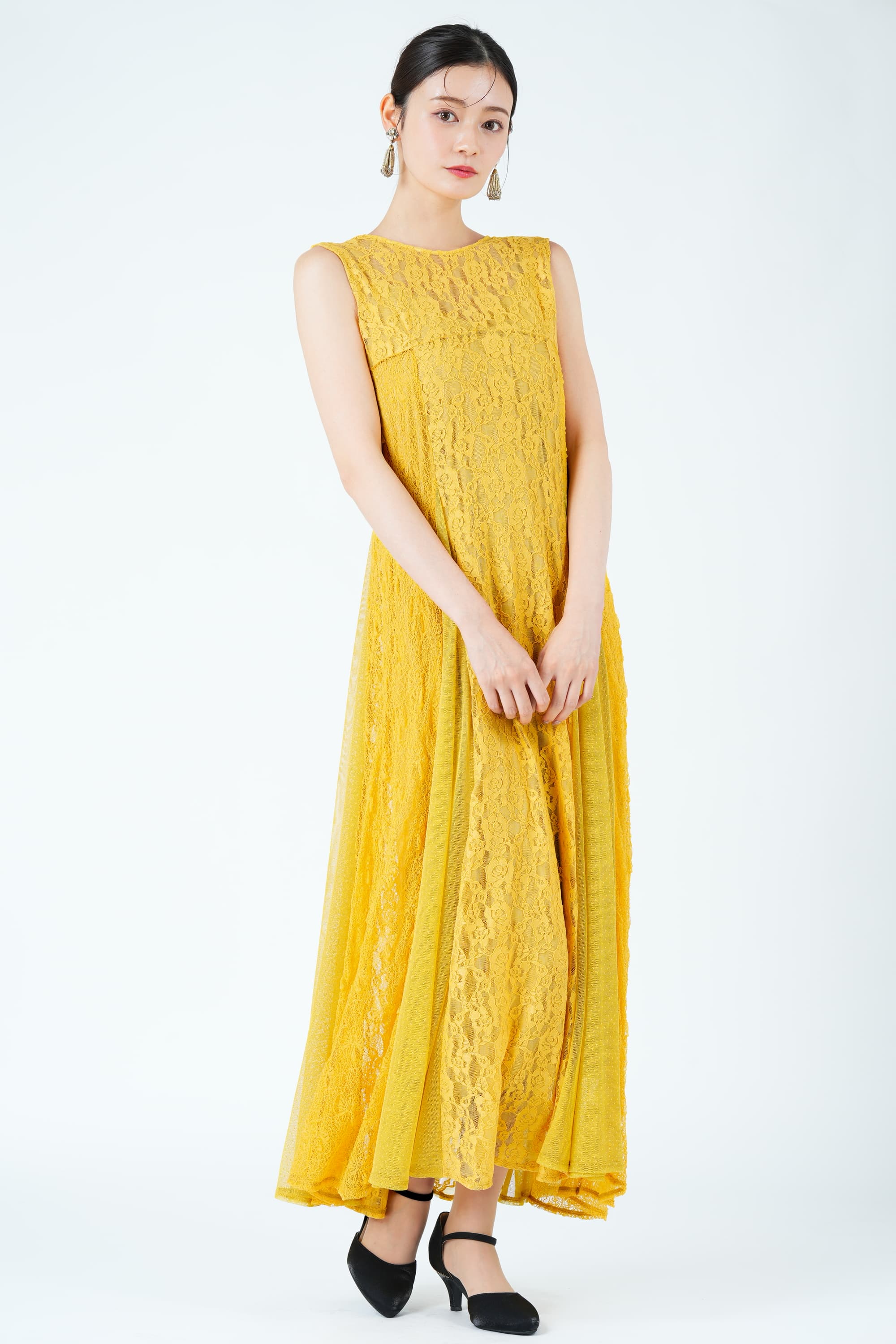 パッチワーク風レースマスタードドレス