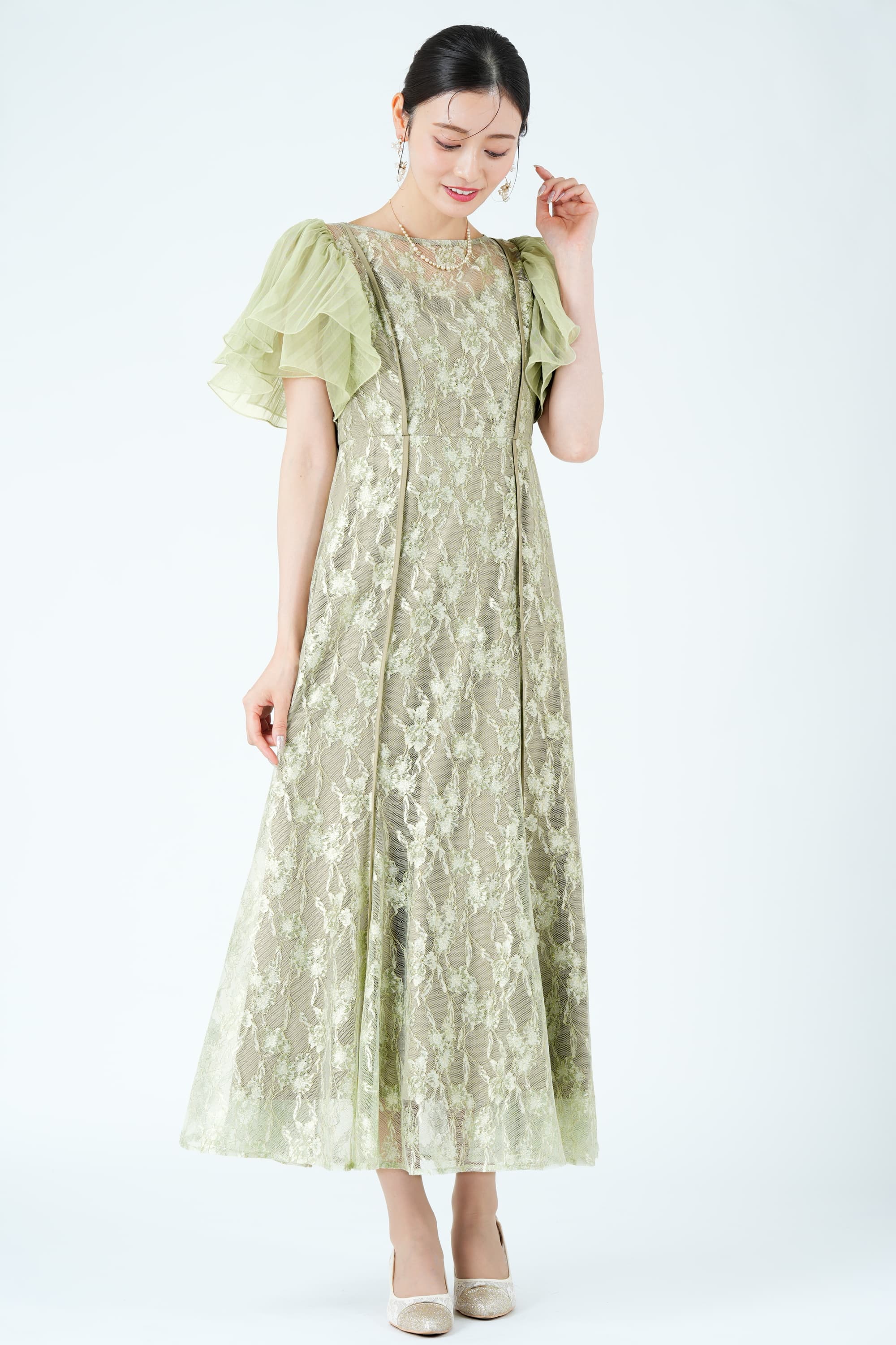 ラッフルスリーブ総レースグリーンドレス