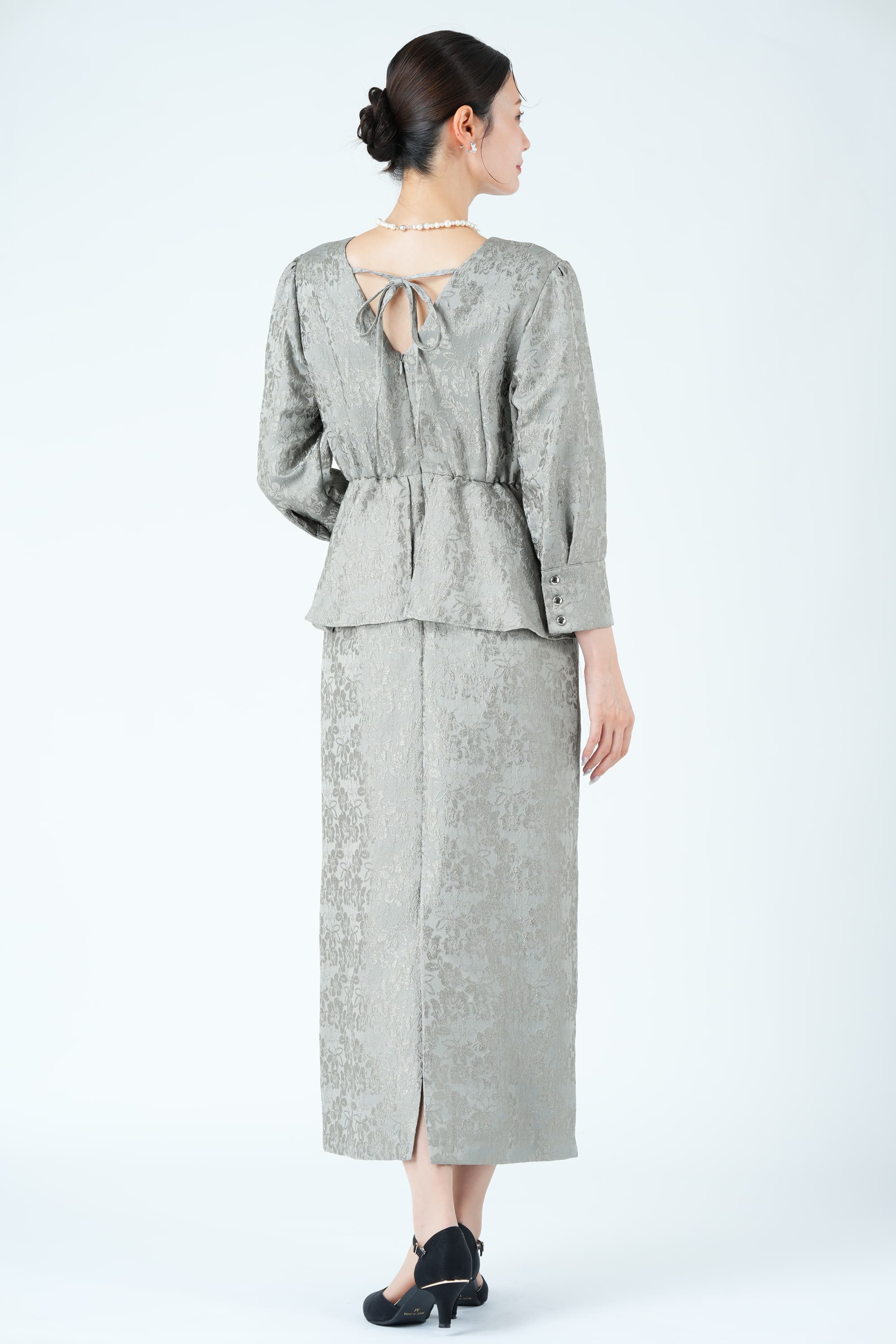 光沢ジャガードバックシャングレードレス