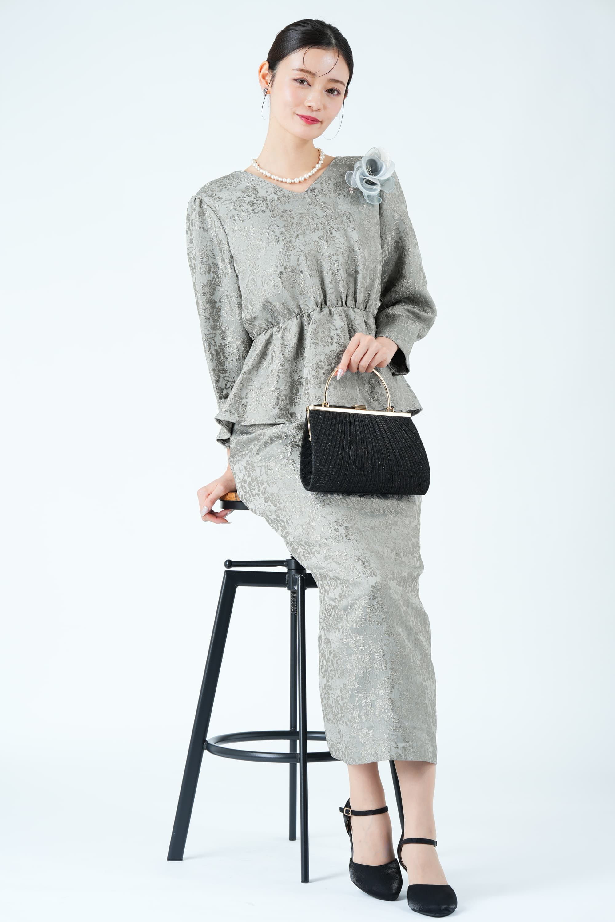 光沢ジャガードバックシャングレードレス