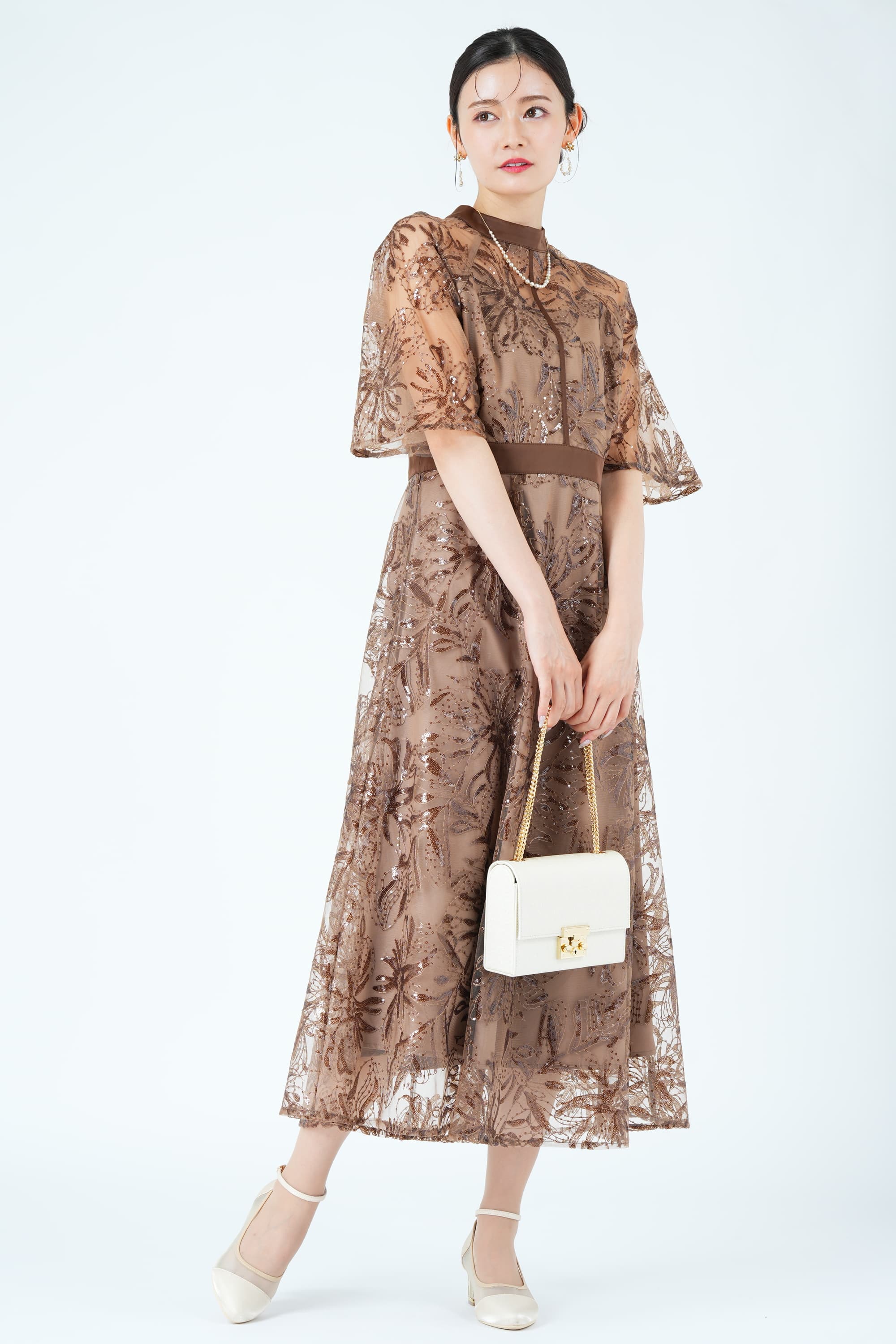 フラワー刺繍スパンコールブラウンドレス
