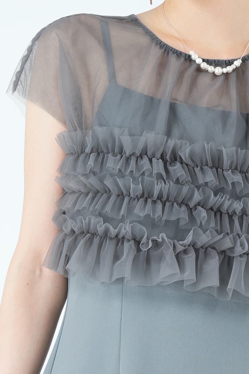 立体エアリーチュールくすみブルードレス