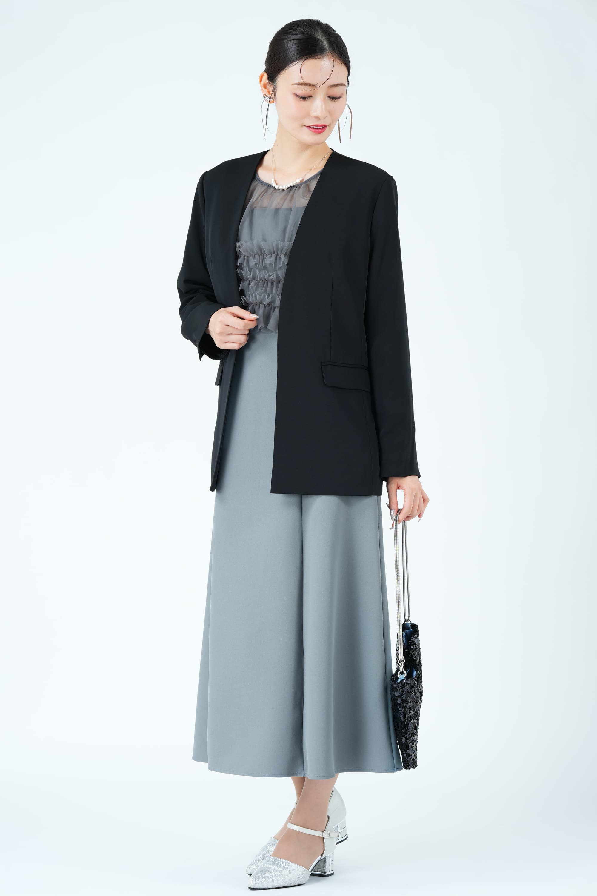 立体エアリーチュールくすみブルードレス