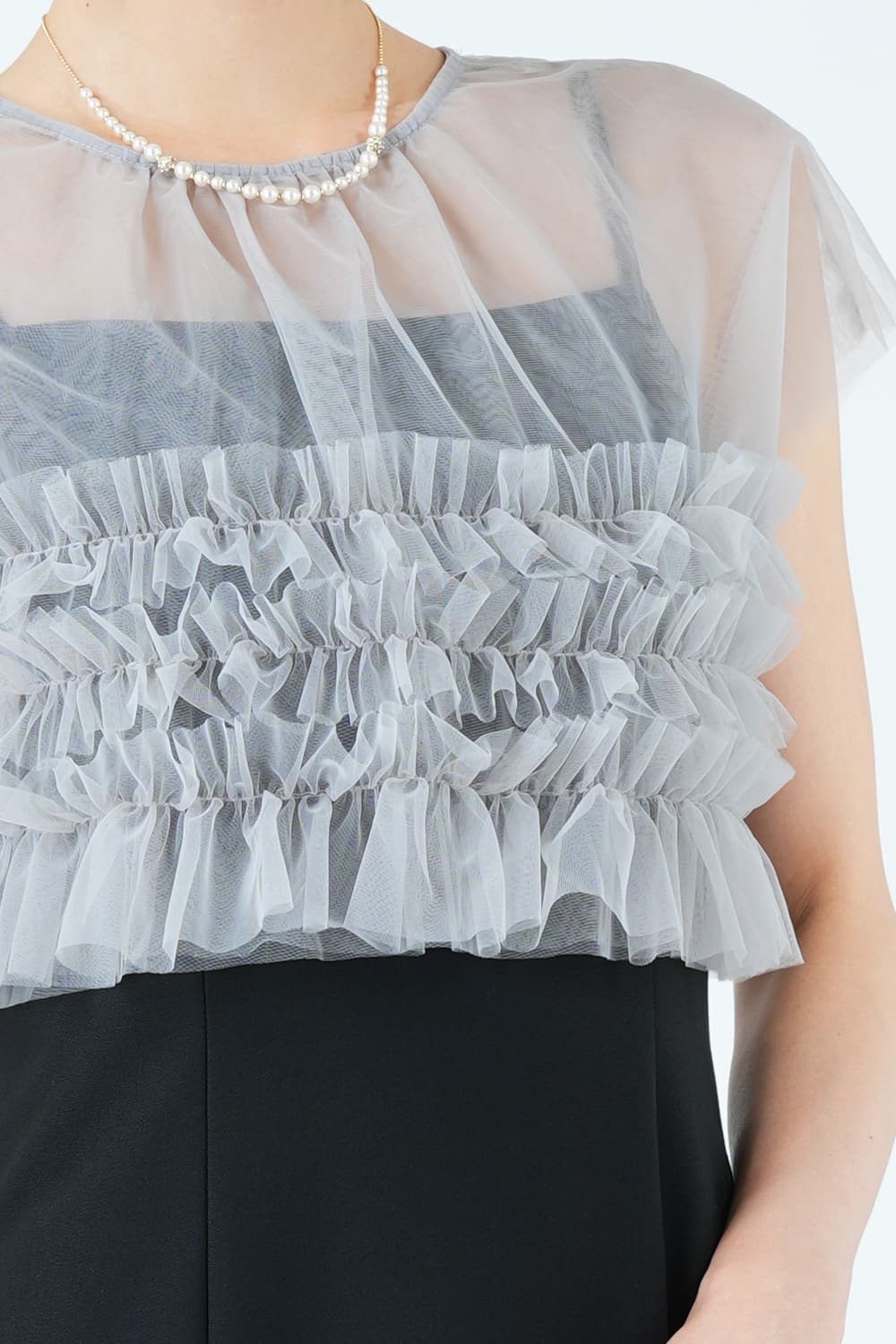 立体エアリーチュールブラックドレス